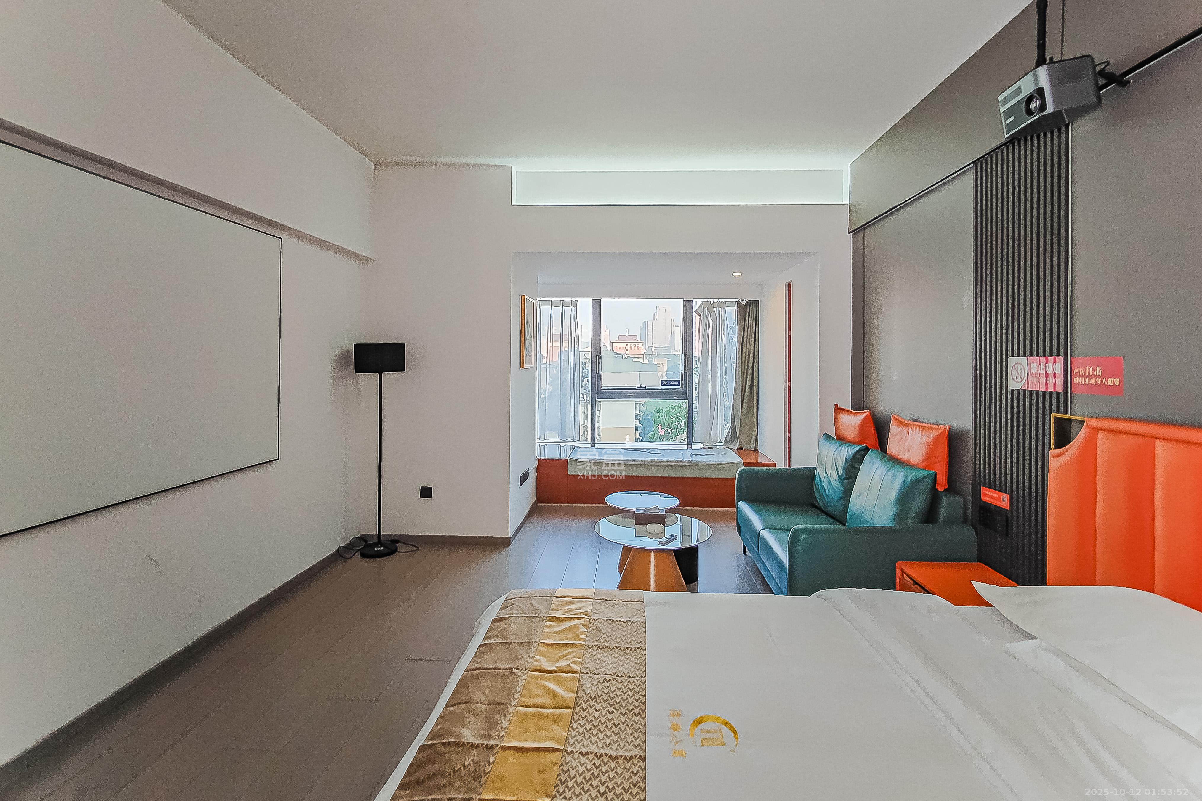 东怡外国(南湖一号) 1室1厅1卫 53.0万 东怡外国(南湖一号) 1室1厅1卫 53.0万客厅