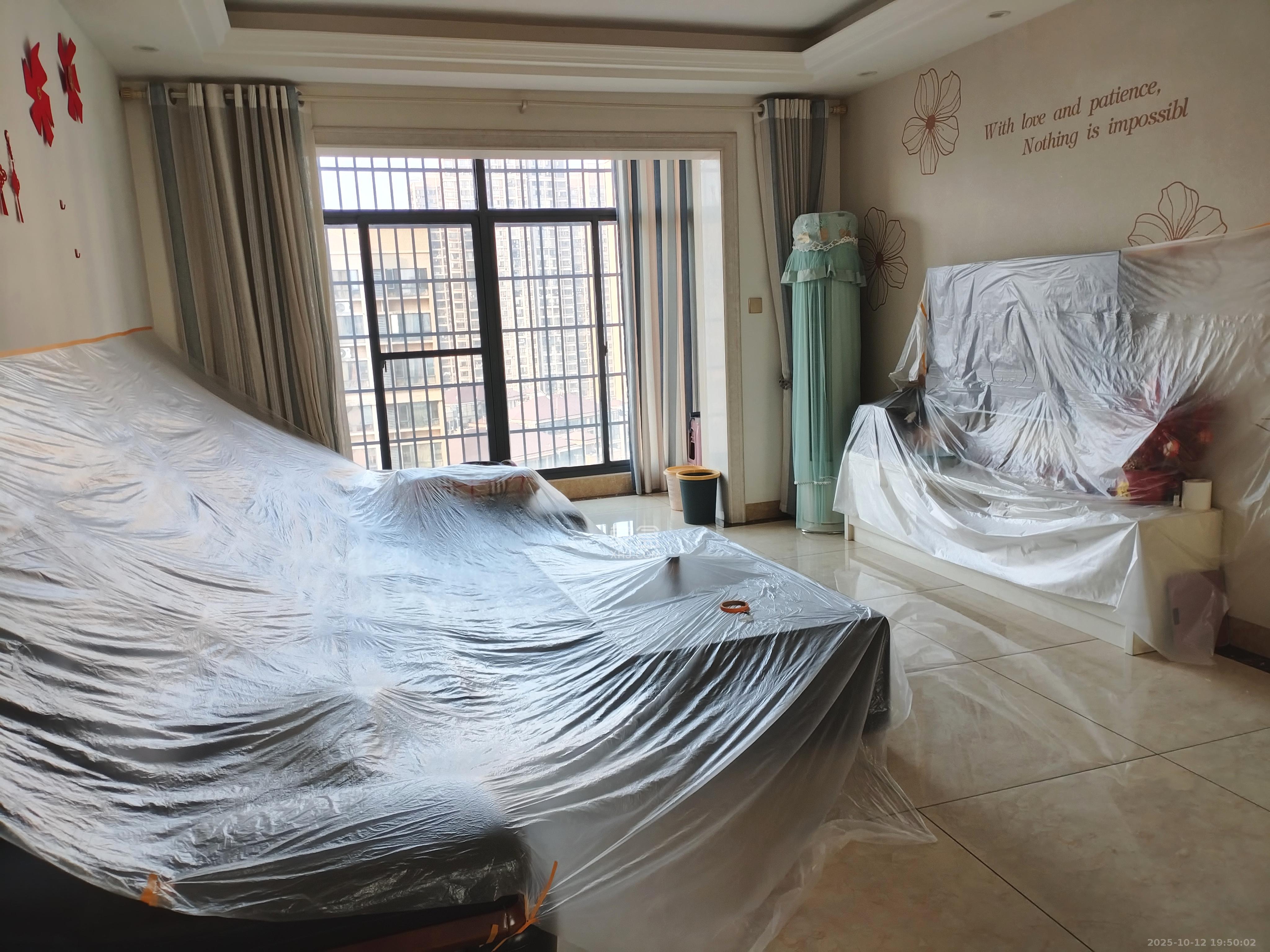 深业睿城  3室2厅2卫    2350.0元/月室内图