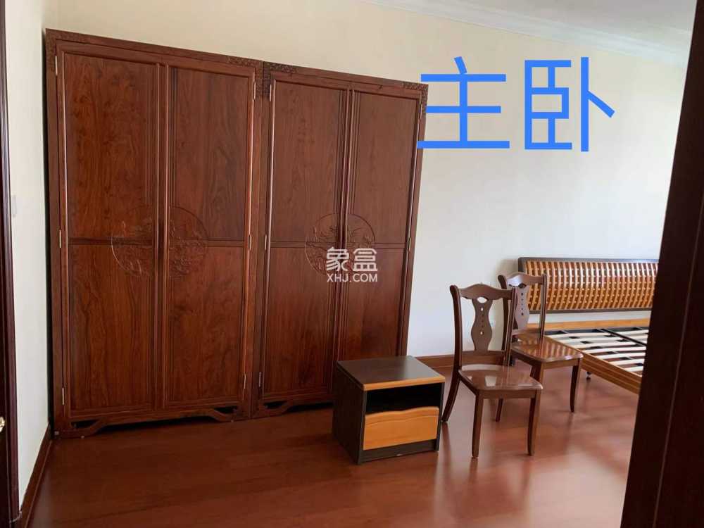 恒大海口文化旅游城  4室2厅2卫    3300.0元/月室内图