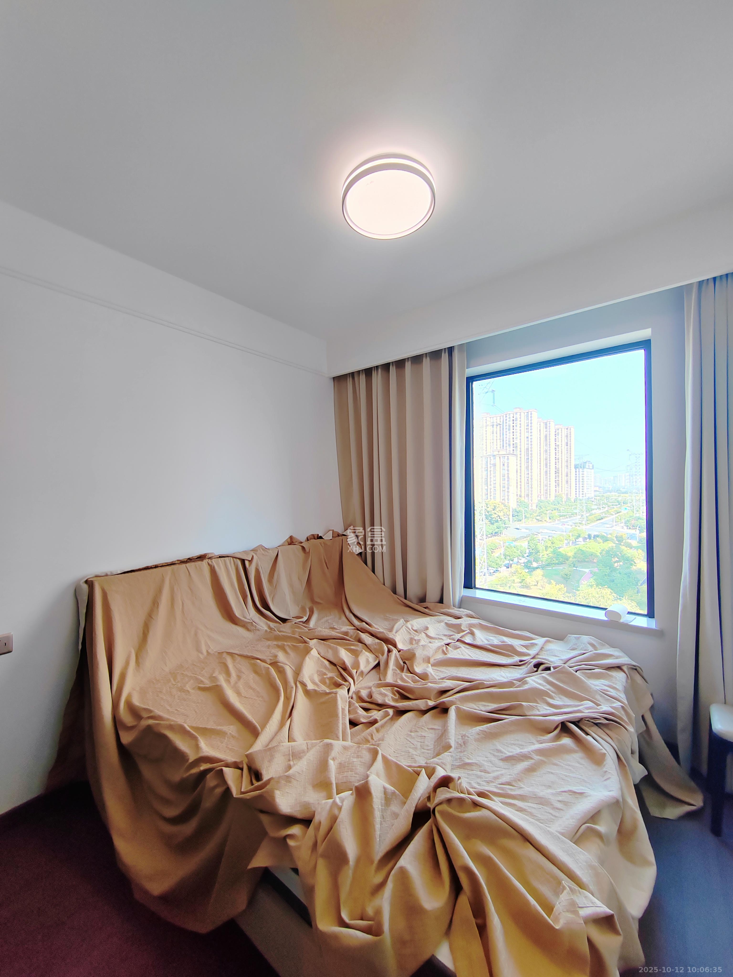 龙湖春江天玺 4室2厅2卫 4600.0元/月 龙湖春江天玺 4室2厅2卫 4600.0元/月室内图