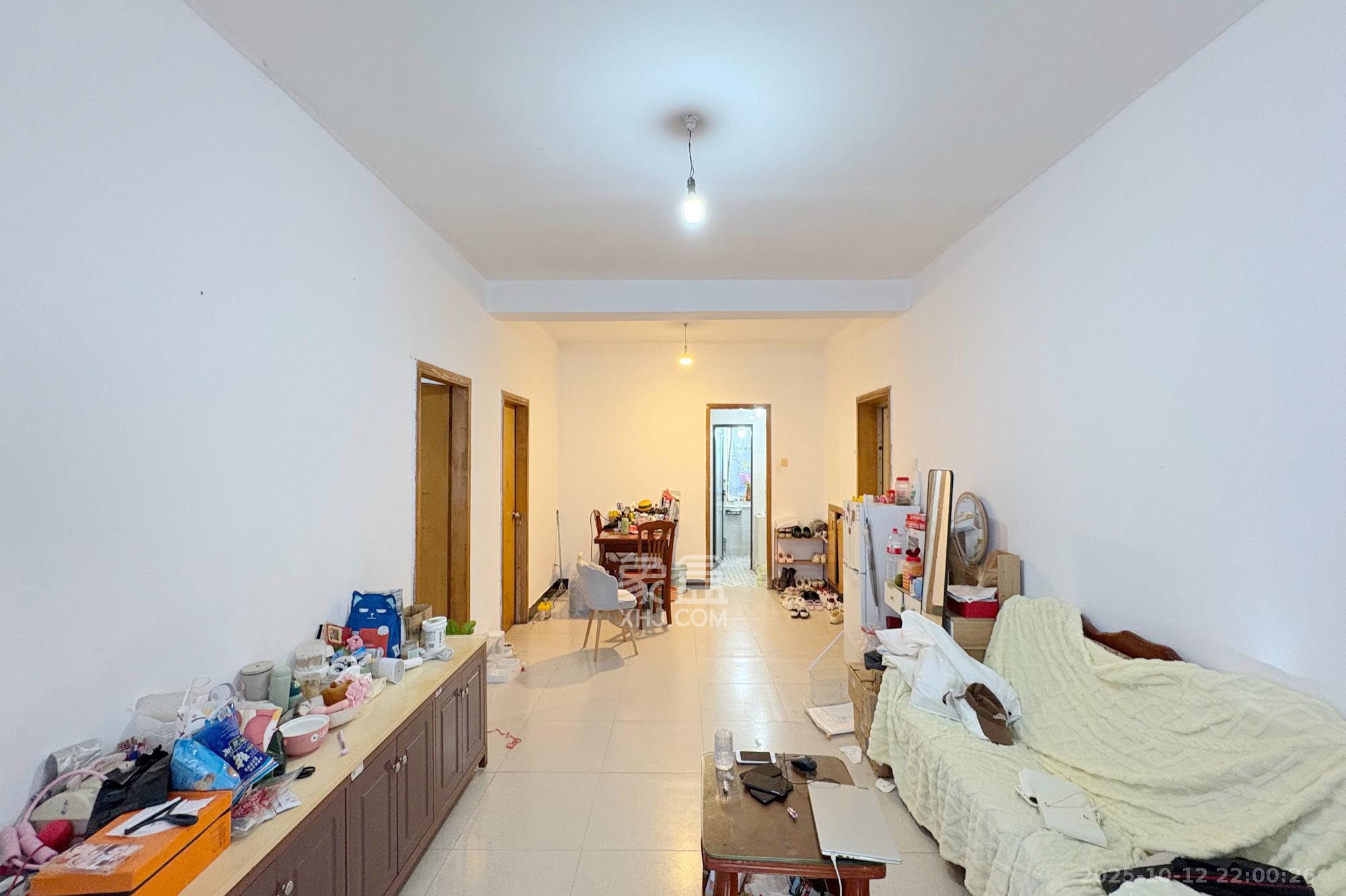 马王堆陶瓷城新合区  2室2厅1卫    45.0万客厅