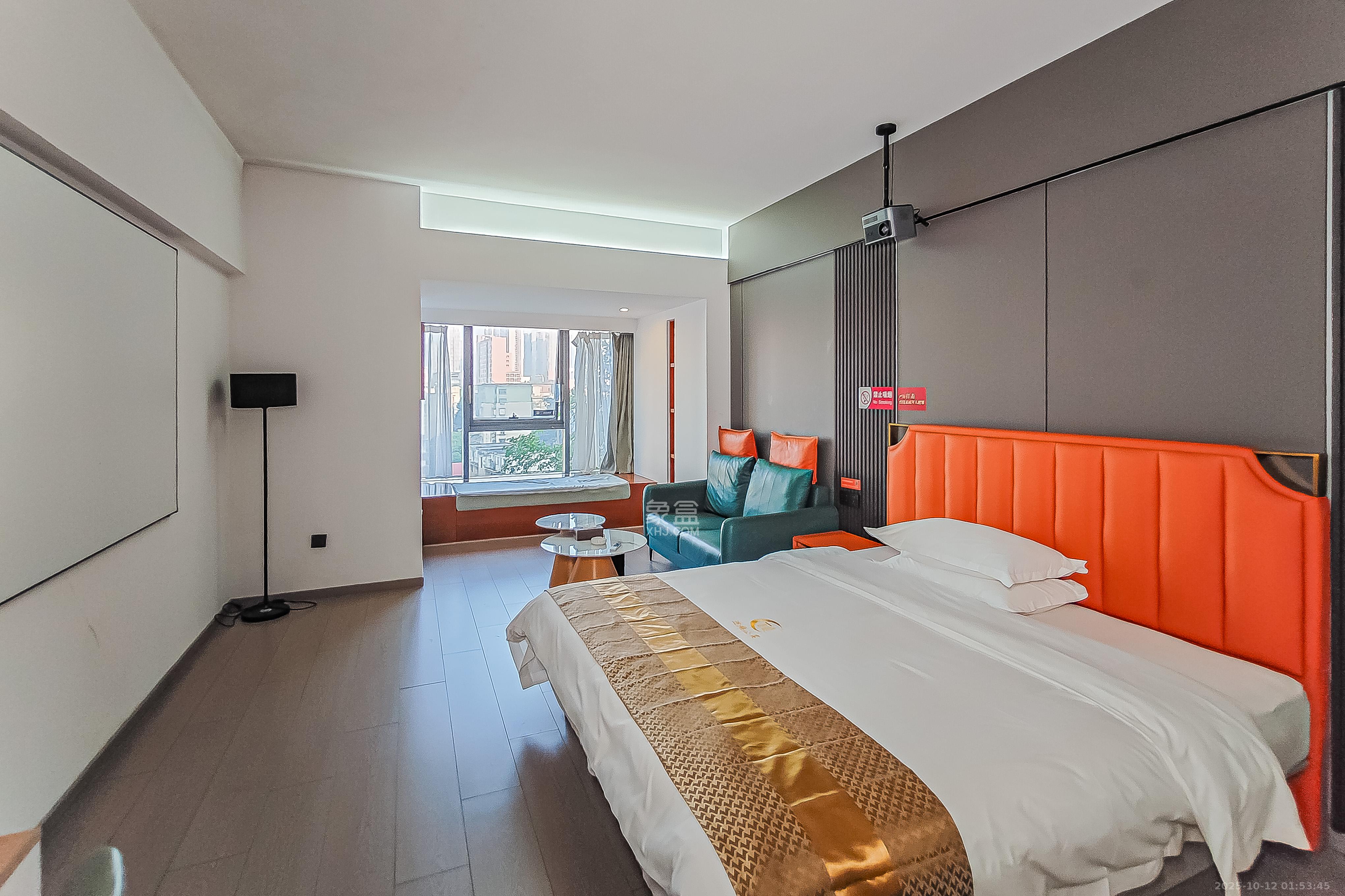 东怡外国(南湖一号) 1室1厅1卫 53.0万 东怡外国(南湖一号) 1室1厅1卫 53.0万客厅