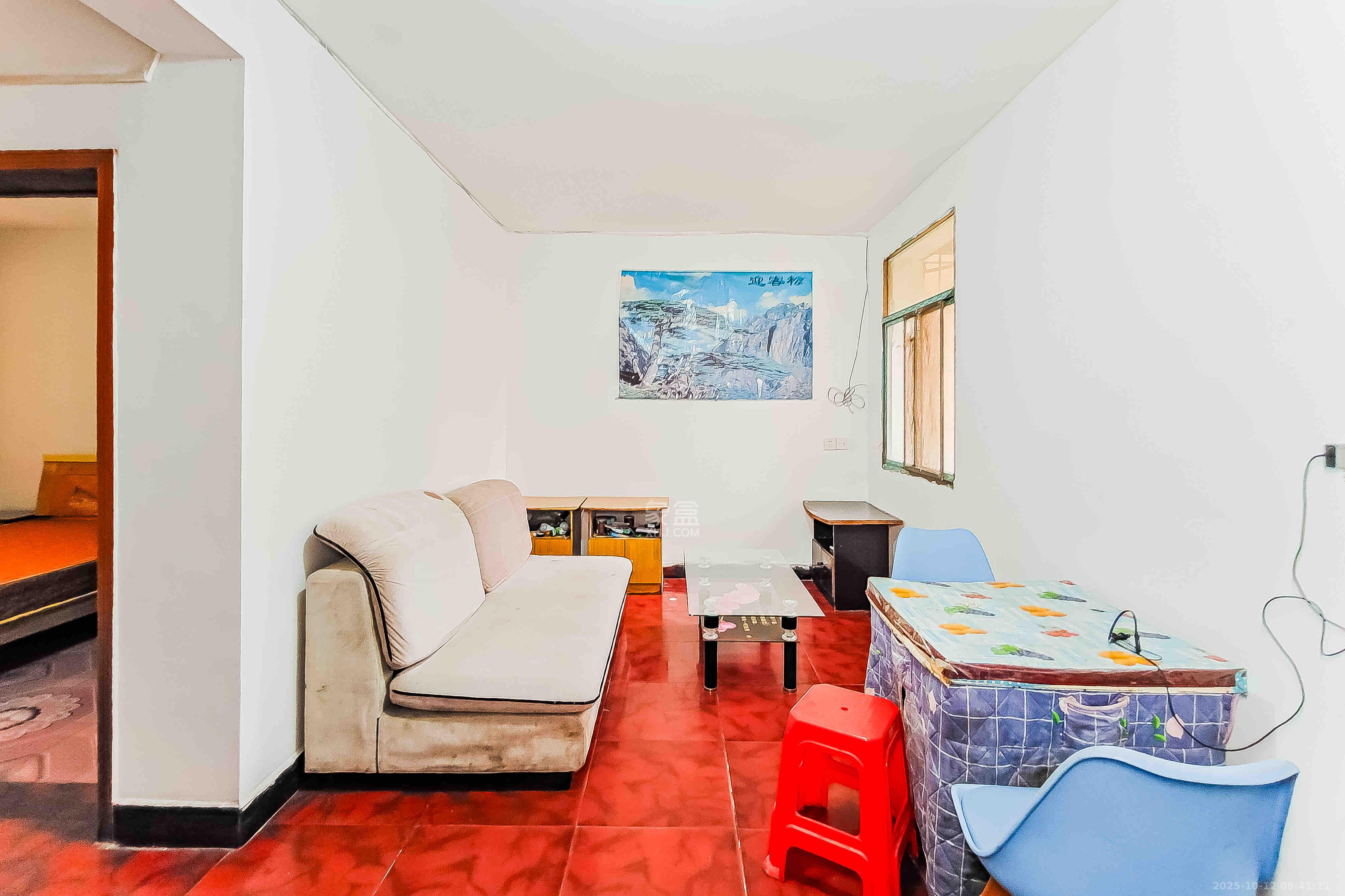 向东南社区 3室2厅1卫 1500.0元/月 向东南社区 3室2厅1卫 1500.0元/月室内图