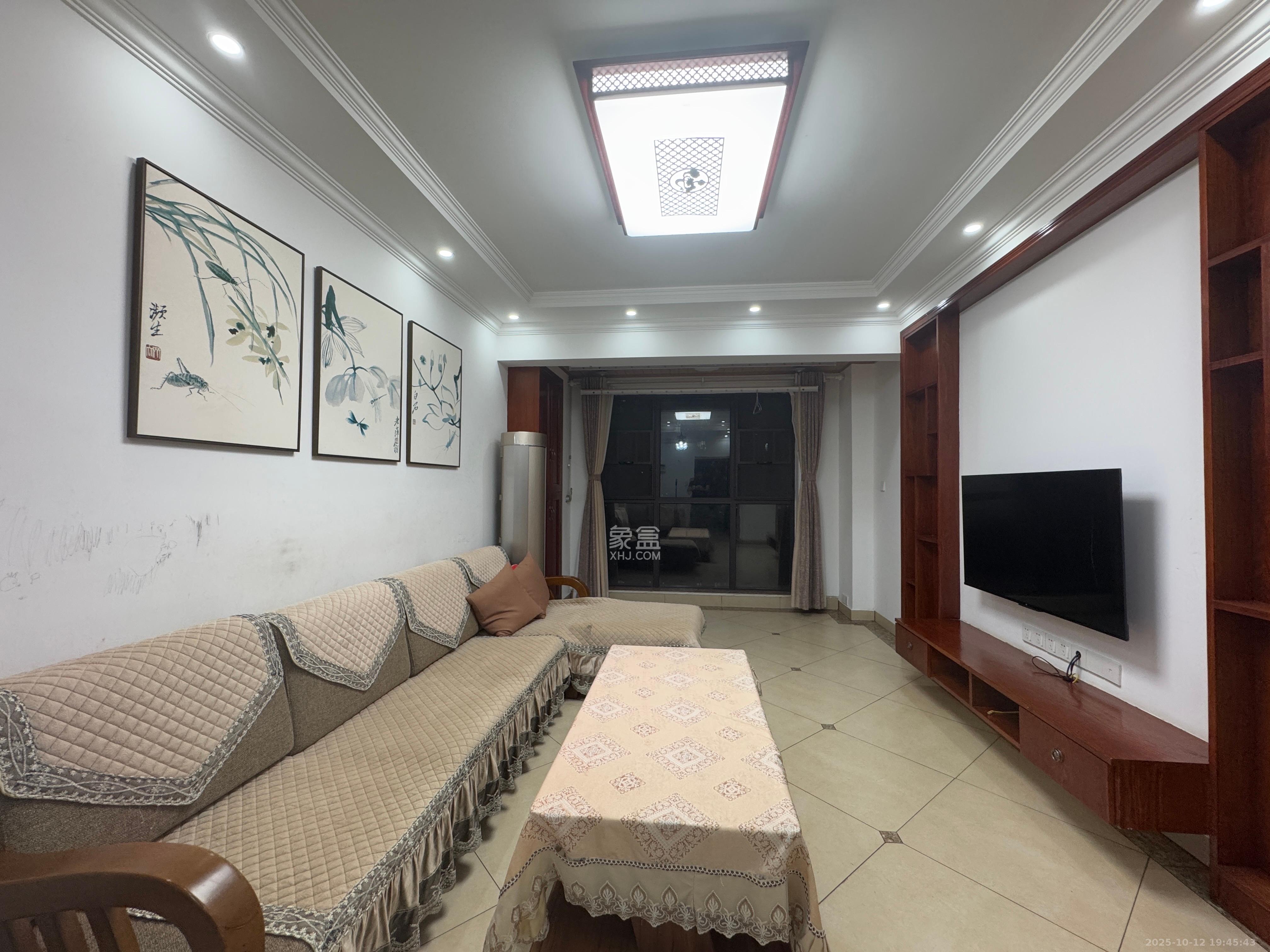 绿地新都会  3室2厅1卫    1900.0元/月 绿地新都会  3室2厅1卫    1900.0元/月