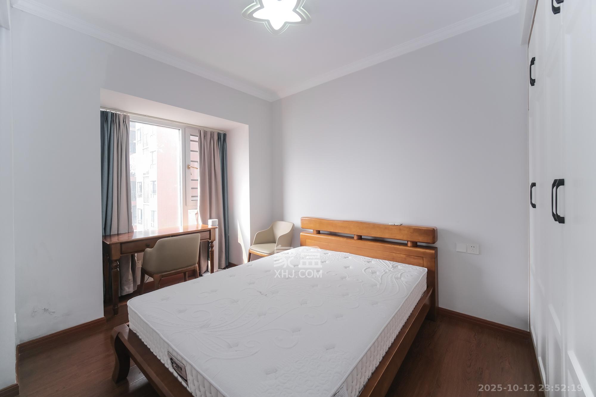 盛地尊域 1室2厅1卫 110.0万 盛地尊域 1室2厅1卫 110.0万卧室