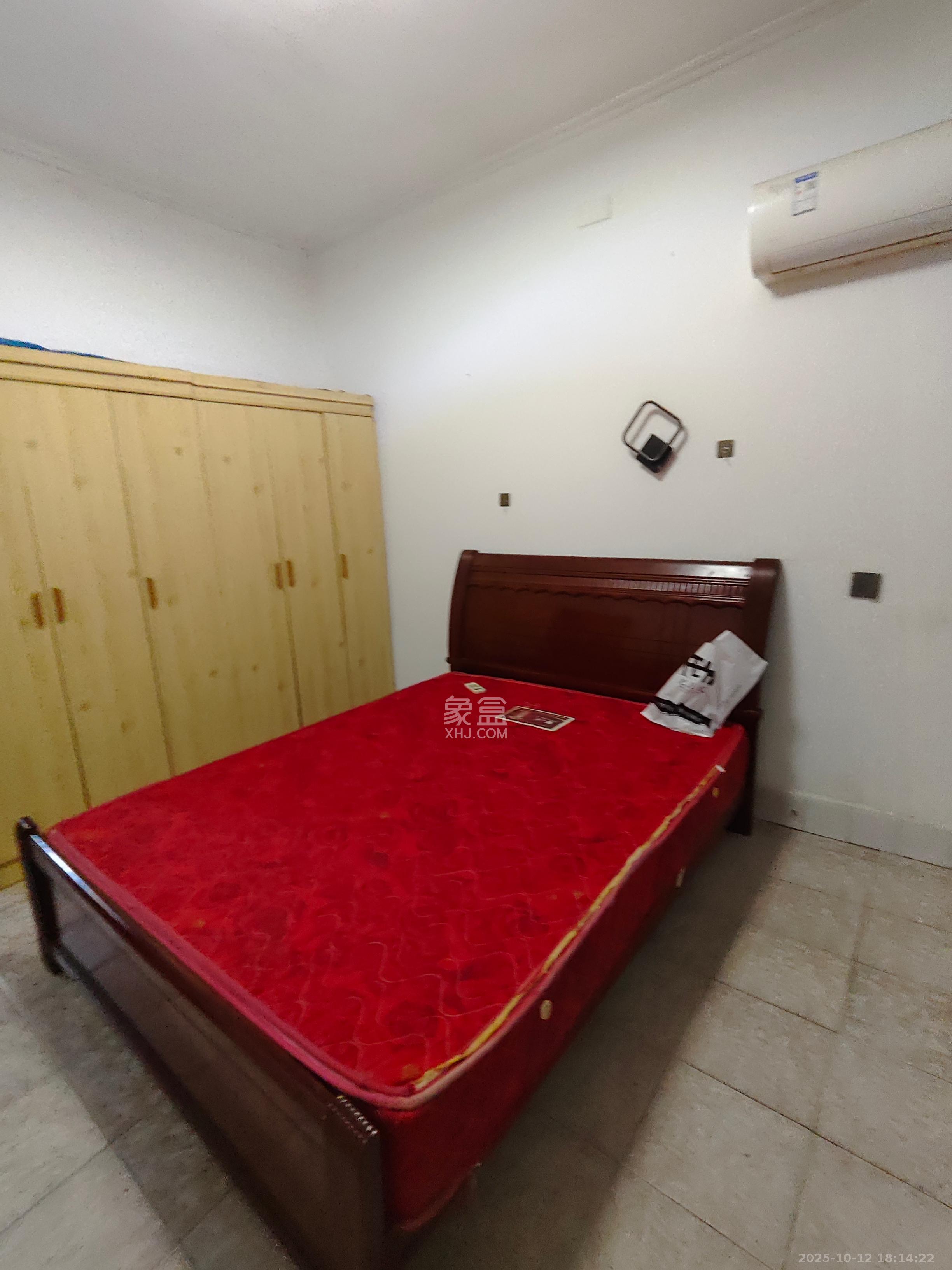 建安小区  1室1厅1卫    1200.0元/月室内图