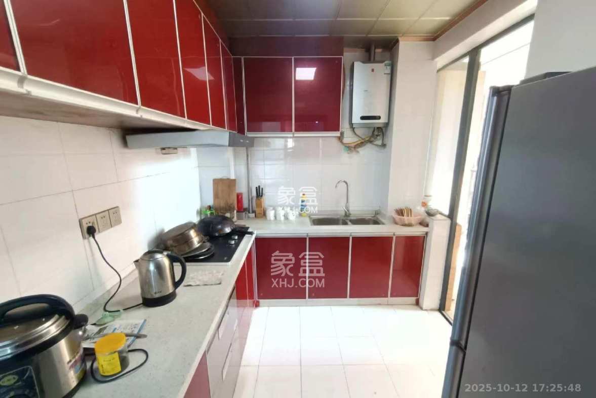 诚兴园 2室2厅1卫 2000.0元/月 诚兴园 2室2厅1卫 2000.0元/月室内图