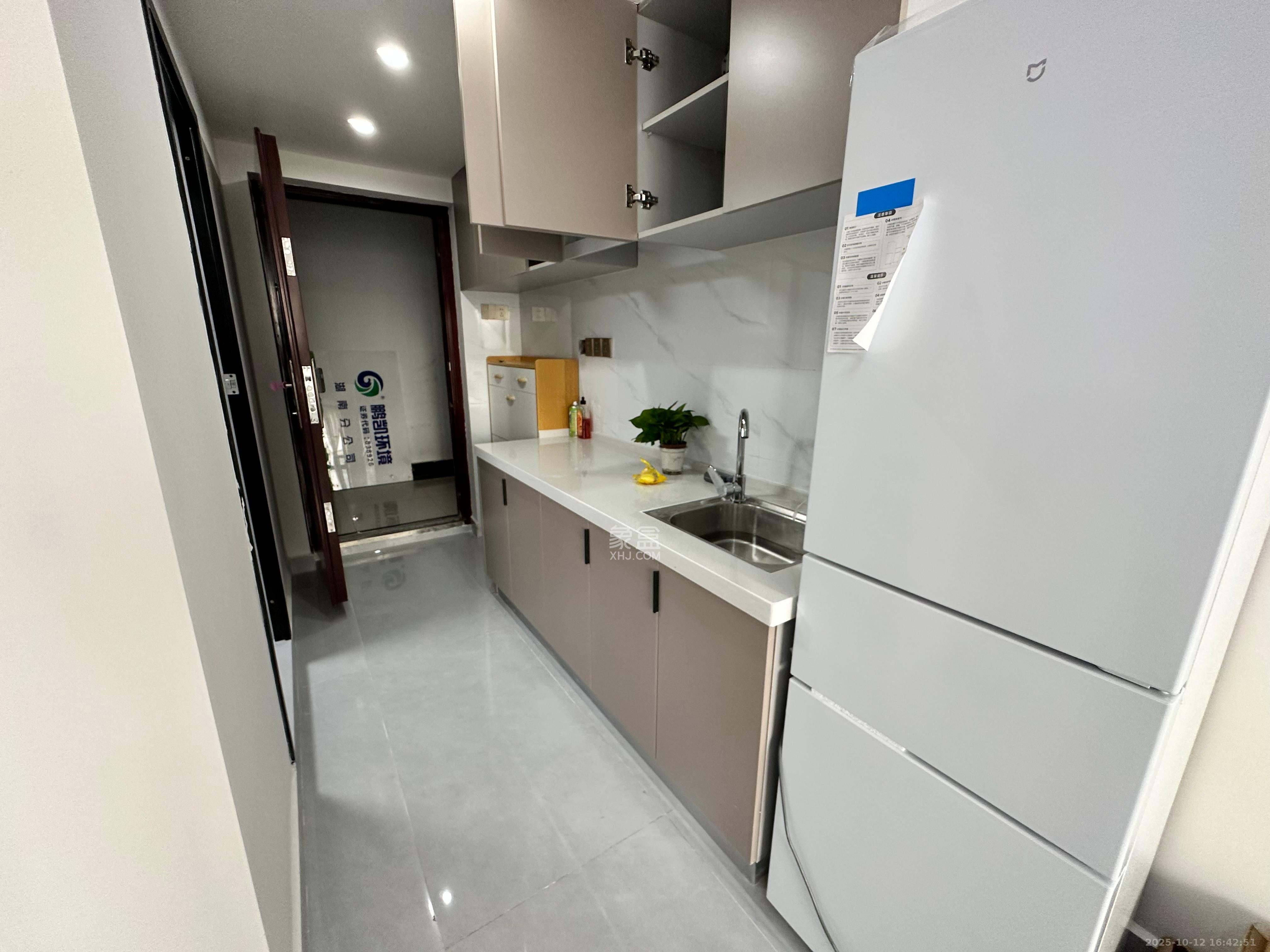 阿舍南2号(花之林大厦) 2室2厅1卫 1200.0元/月 阿舍南2号(花之林大厦) 2室2厅1卫 1200.0元/月室内图