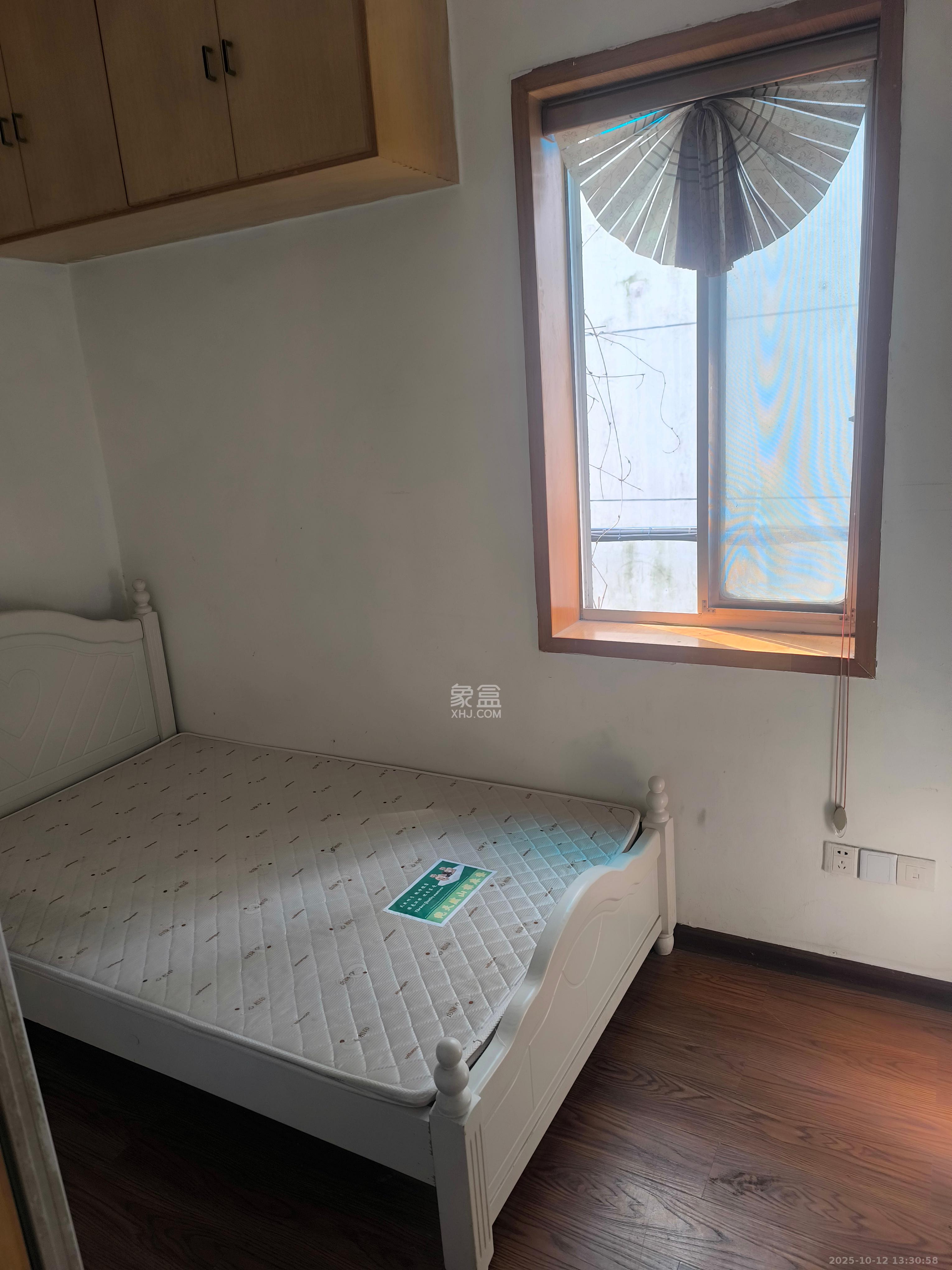 省建行宿舍  2室2厅1卫    2300.0元/月 省建行宿舍  2室2厅1卫    2300.0元/月室内图