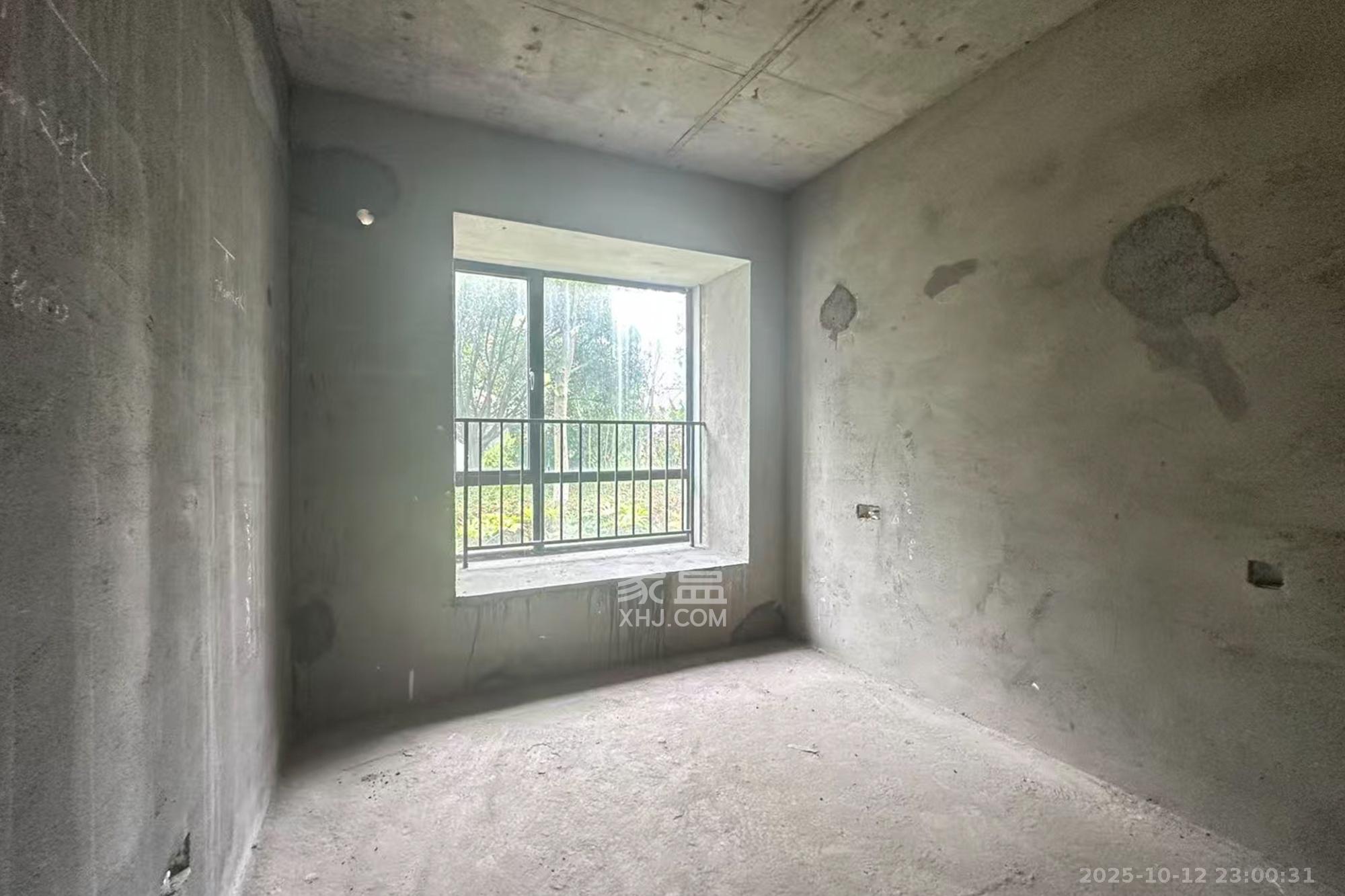 时光潇湘学府（浔学苑）  3室2厅2卫    39.8万其他