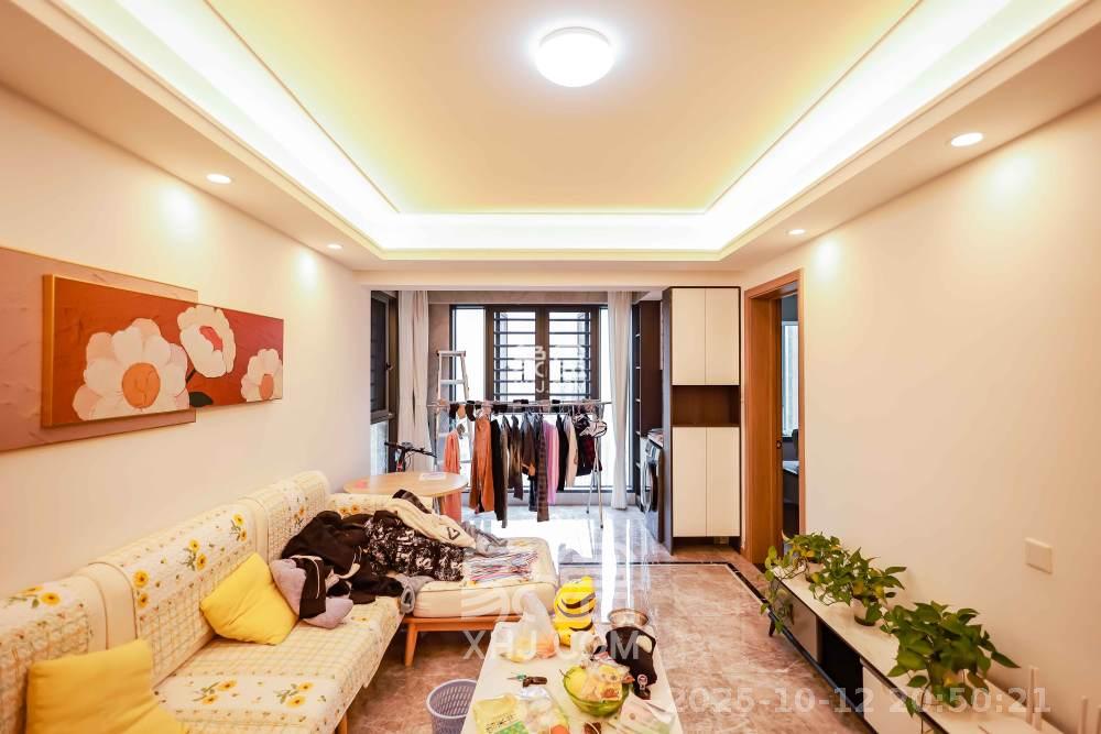 金地中交麓谷香颂(金地中交雅苑)  3室2厅1卫    3000.0元/月 金地中交麓谷香颂(金地中交雅苑)  3室2厅1卫    3000.0元/月室内图