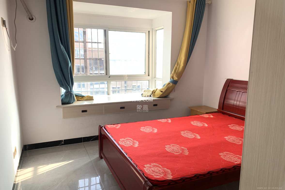 和润园一、二期  2室2厅1卫    1850.0元/月 和润园一、二期  2室2厅1卫    1850.0元/月室内图