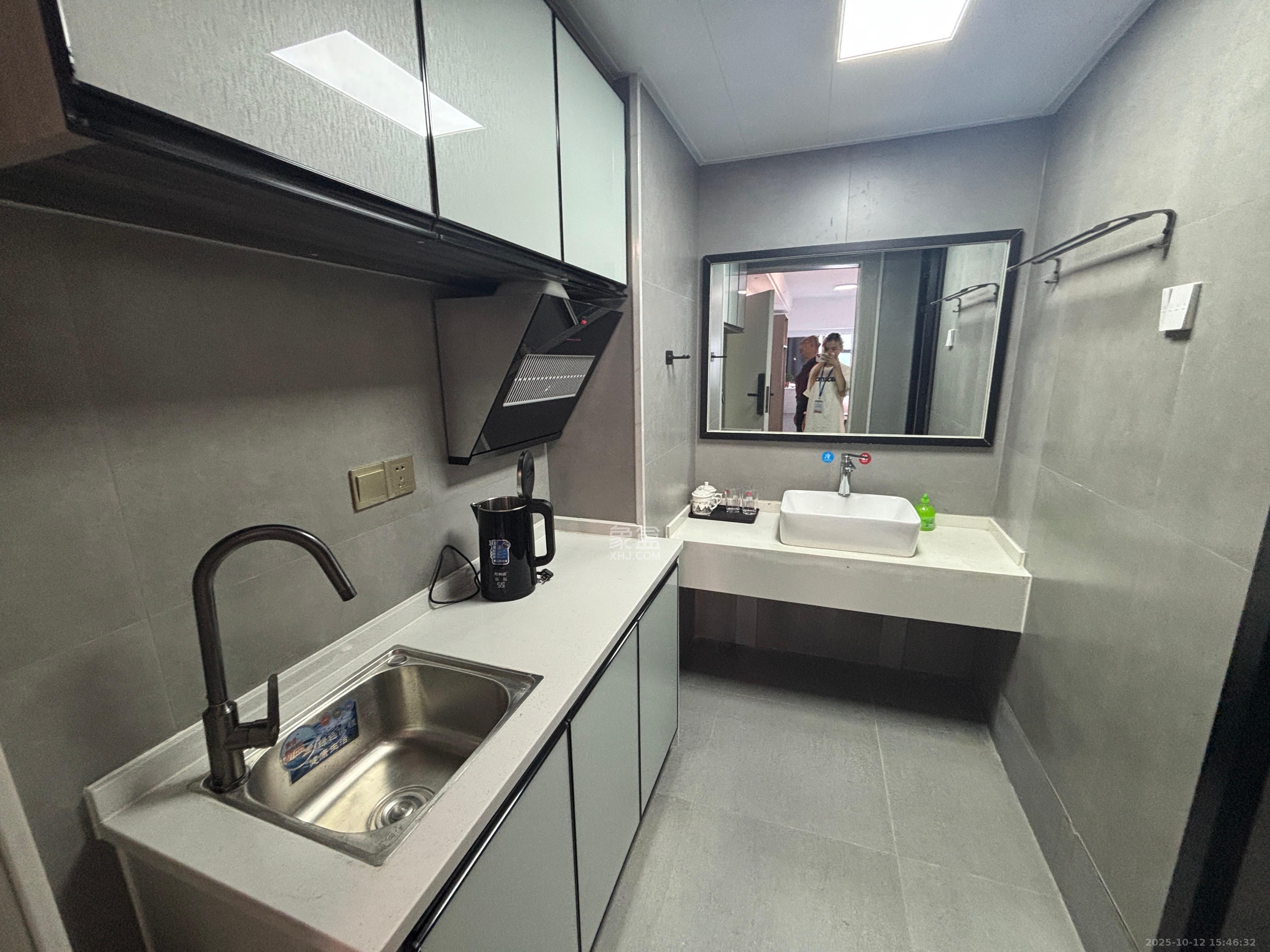 裕天国际商汇中心  1室0厅0卫    1400.0元/月室内图