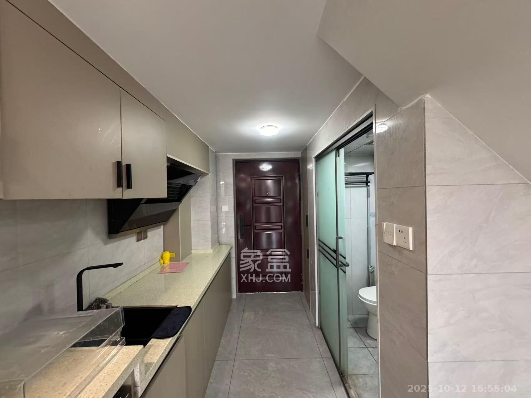 新长海D1站  1室1厅1卫    1250.0元/月室内图