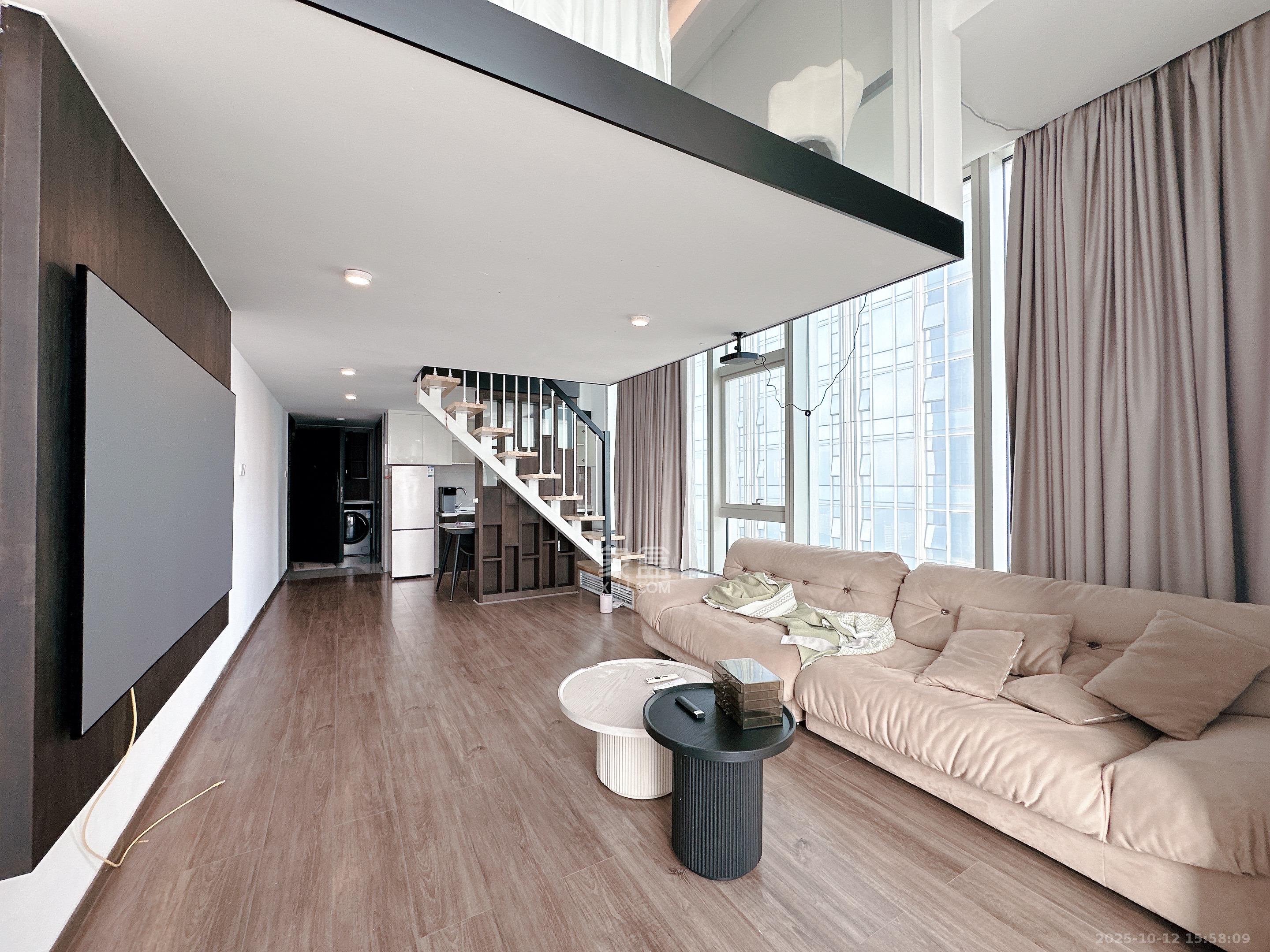 敬天广场  2室1厅2卫    4500.0元/月室内图