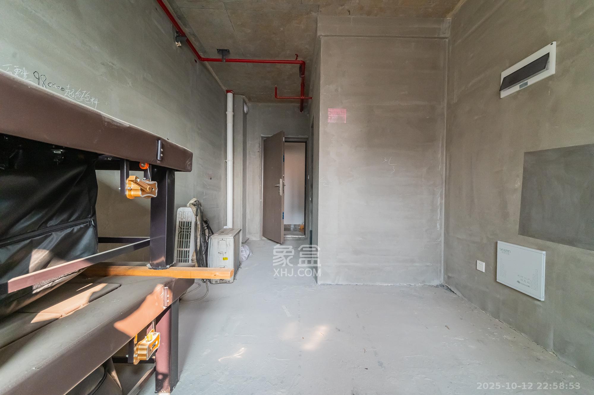 新城悦隽公园  1室1厅1卫    13.8万 新城悦隽公园  1室1厅1卫    13.8万客厅