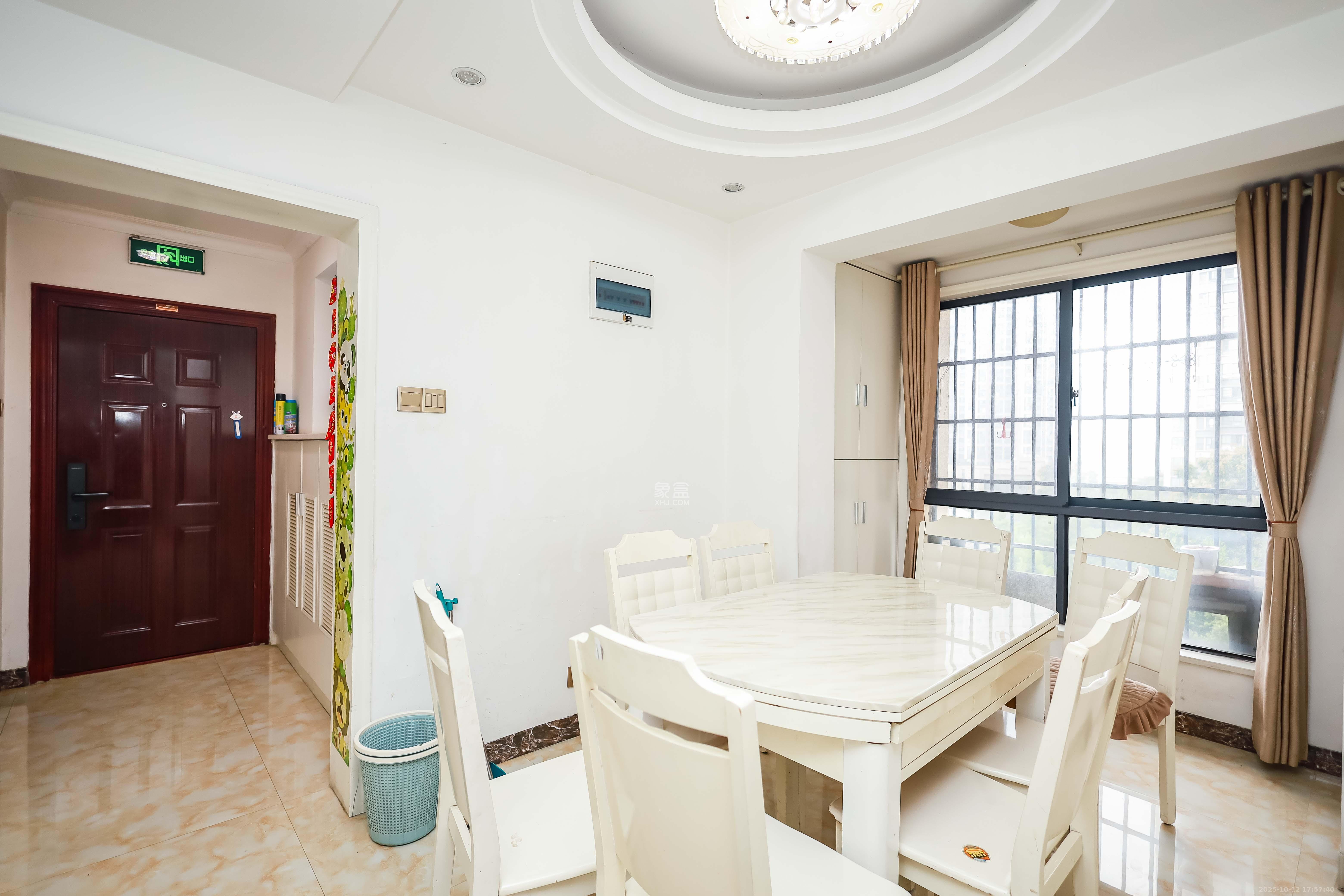 天麓尚层  3室2厅2卫    85.0万其他