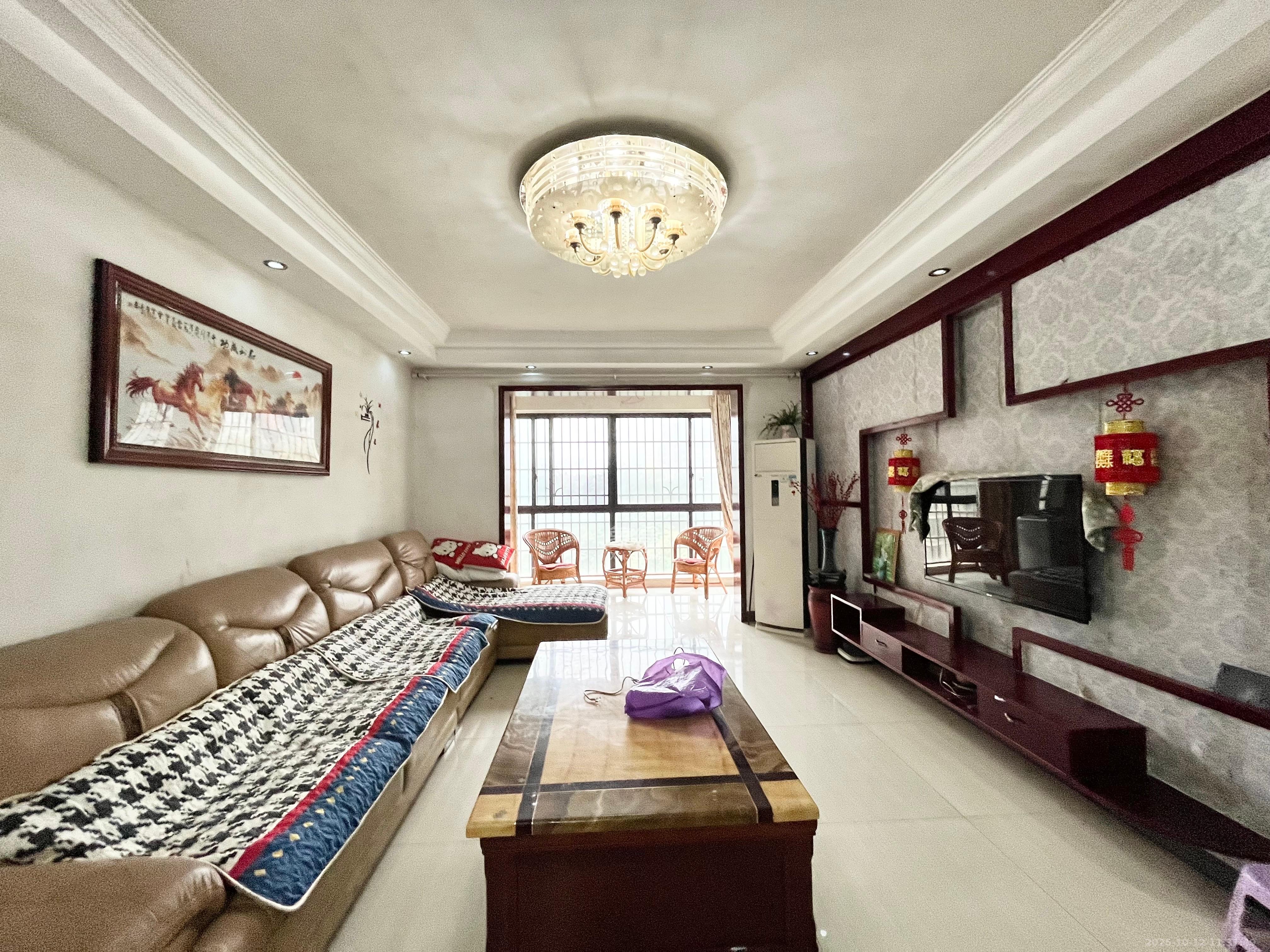 保利麓谷林语F区 4室2厅2卫 2600.0元/月 保利麓谷林语F区 4室2厅2卫 2600.0元/月室内图