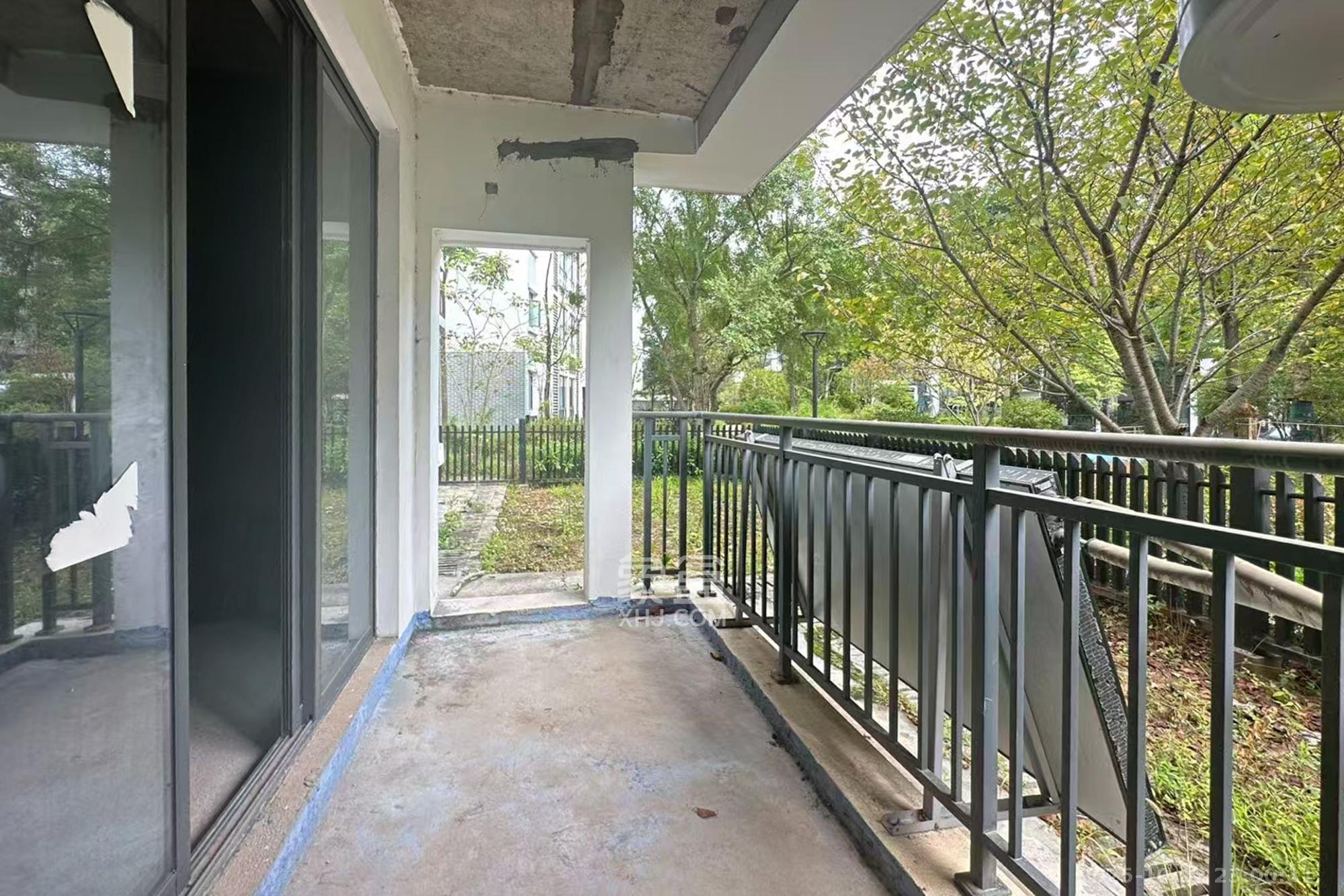 时光潇湘学府（浔学苑）  3室2厅2卫    39.8万其他