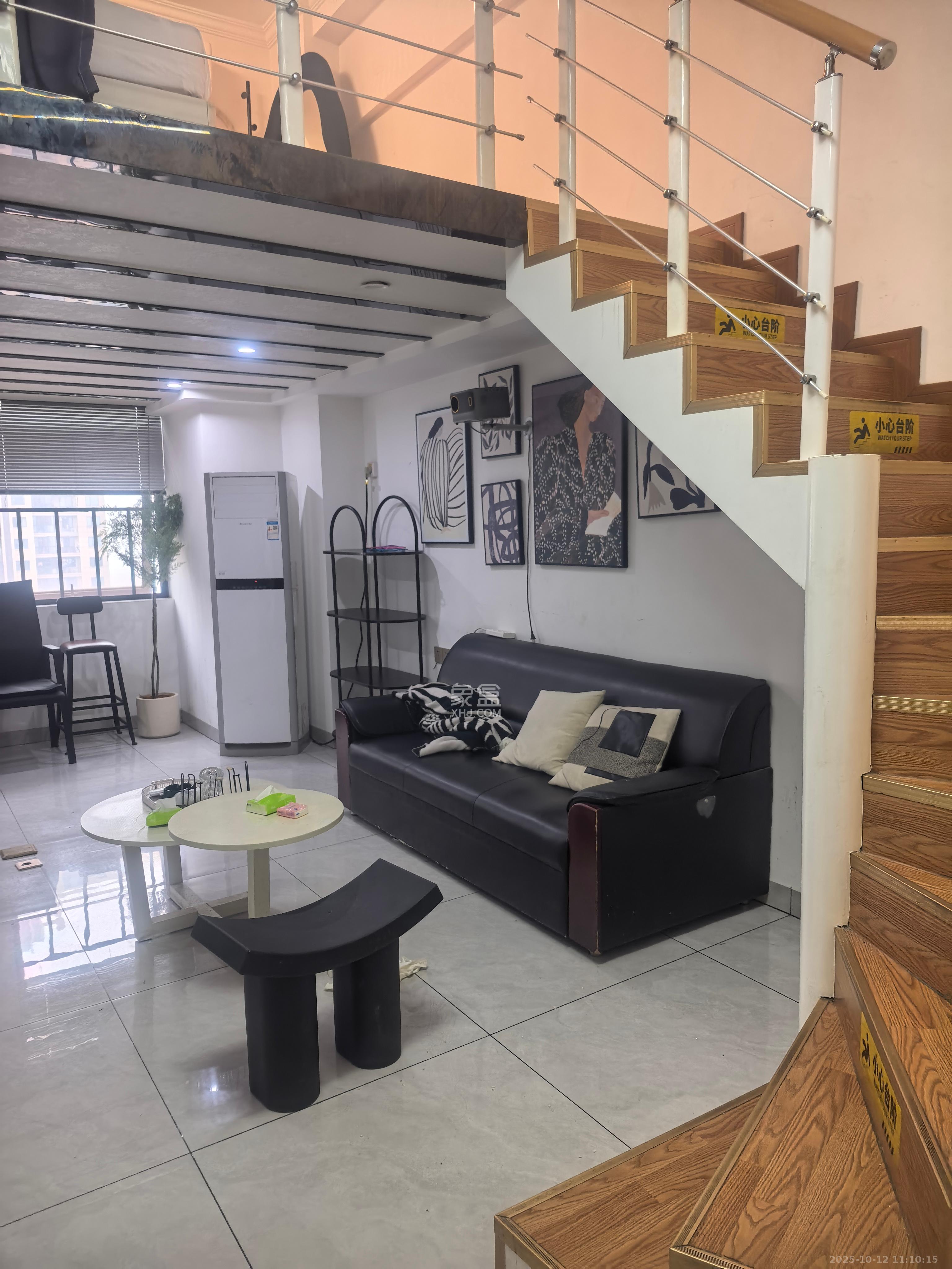 华润置地广场二期  1室1厅1卫    1500.0元/月室内图