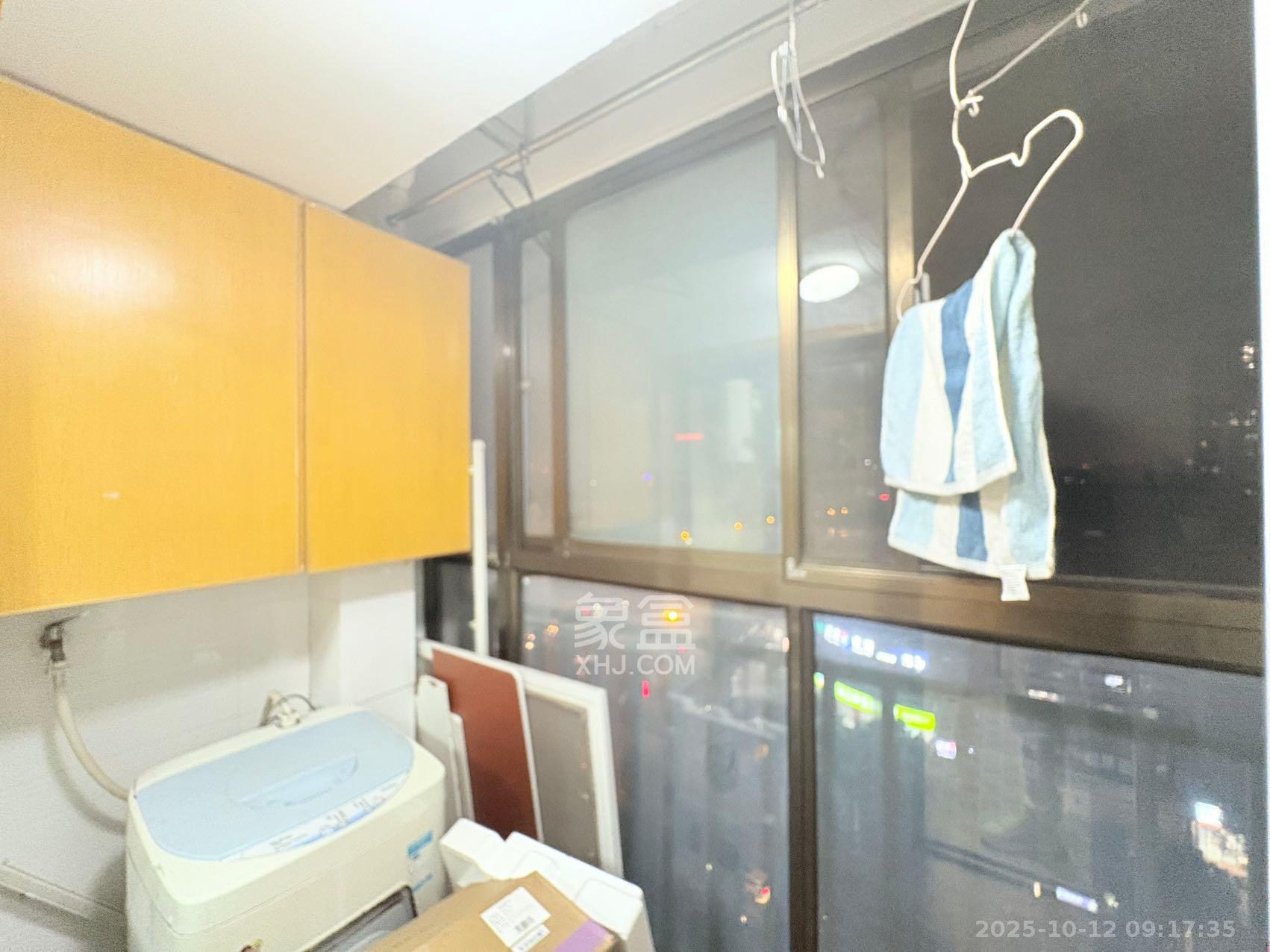 山水庭院  1室2厅1卫    1500.0元/月 山水庭院  1室2厅1卫    1500.0元/月室内图