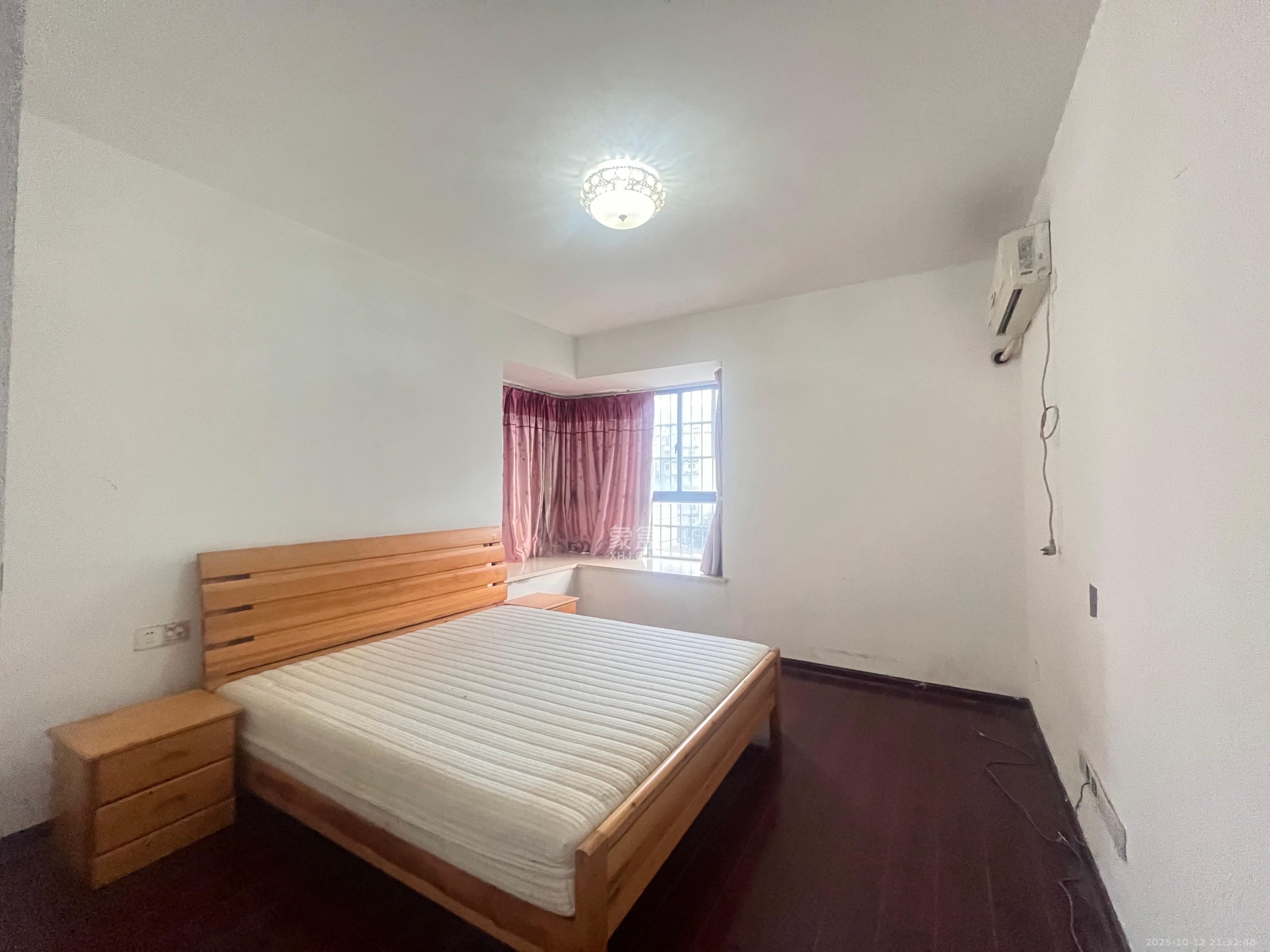 巢之恋  3室2厅2卫    2200.0元/月室内图