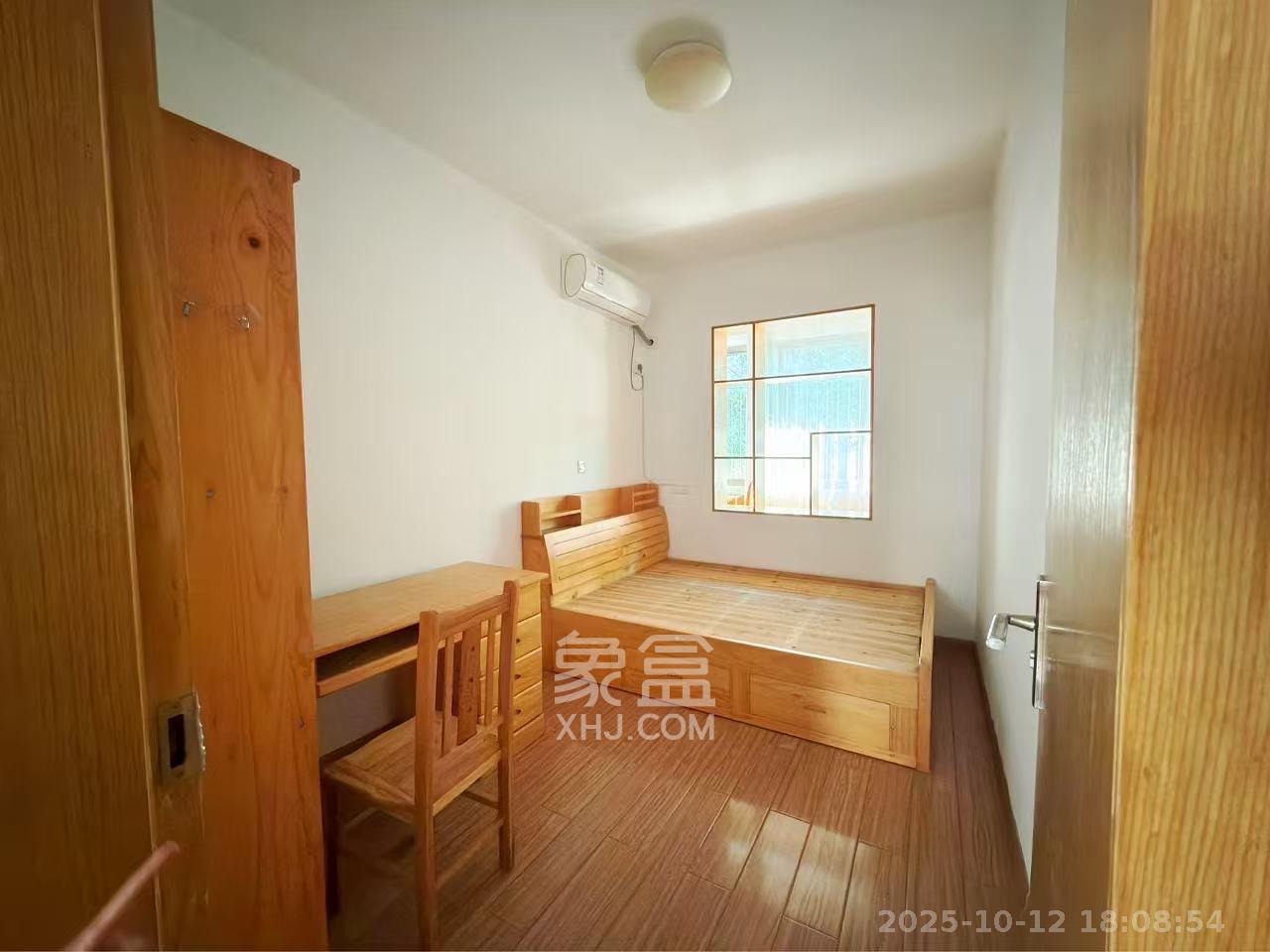 新民路学堂坡  3室1厅1卫    4000.0元/月室内图