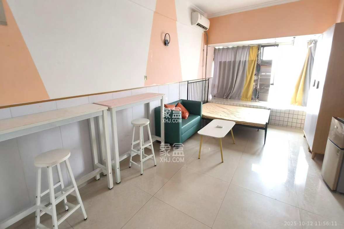 星城荣域 1室1厅1卫 1500.0元/月 星城荣域 1室1厅1卫 1500.0元/月室内图