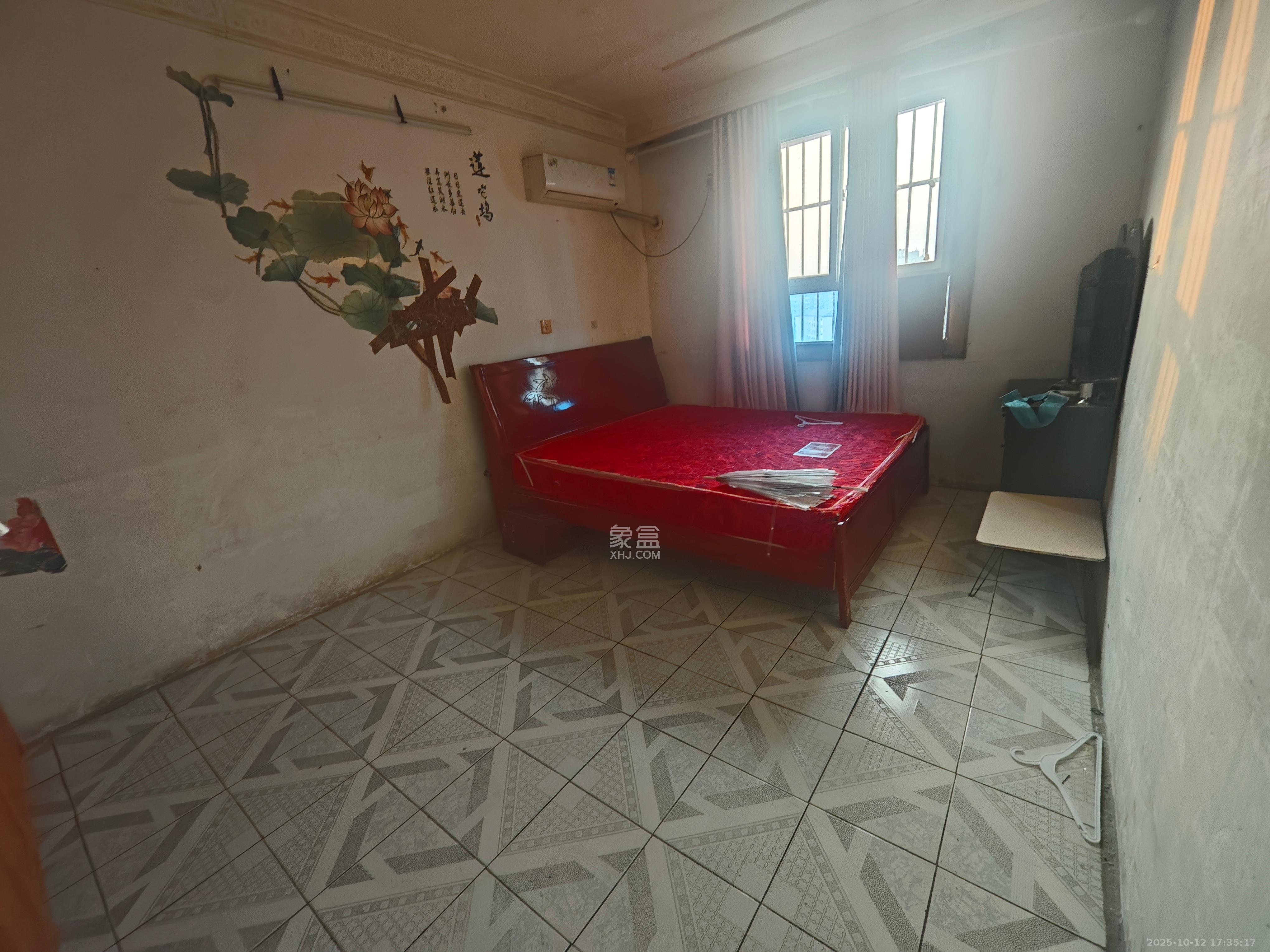 高正街散盘  1室1厅1卫    800.0元/月 高正街散盘  1室1厅1卫    800.0元/月室内图