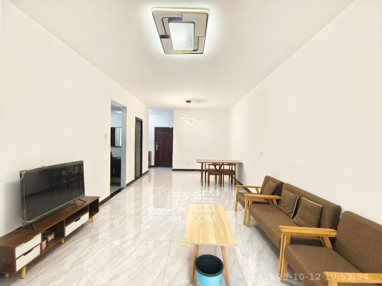 勤诚达境界城  3室2厅1卫    1800.0元/月 勤诚达境界城  3室2厅1卫    1800.0元/月室内图