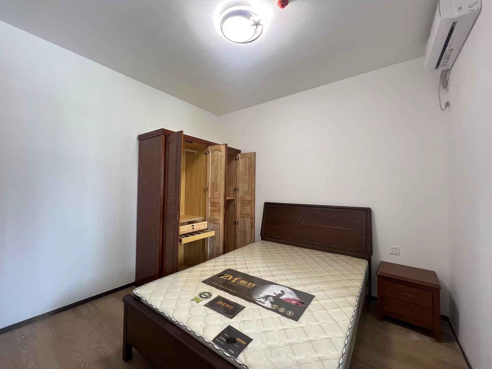 华润中心二期东悦府 2室1厅1卫 4600.0元/月 华润中心二期东悦府 2室1厅1卫 4600.0元/月室内图