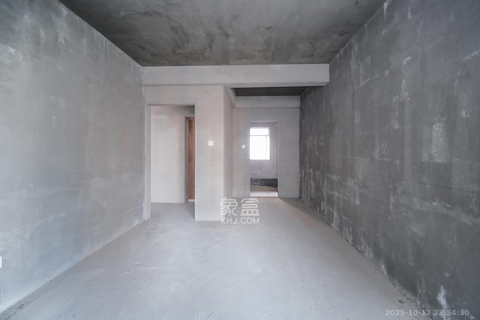 湖湘奥林匹克花园  4室2厅2卫    105.0万卧室