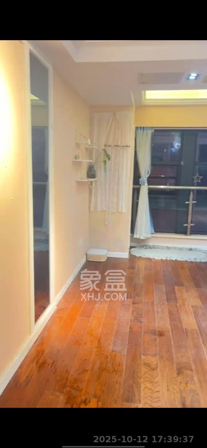 壹号公馆  1室1厅1卫    2300.0元/月 壹号公馆  1室1厅1卫    2300.0元/月室内图