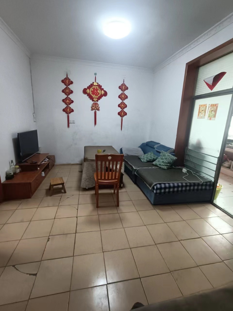 粮运建材市场  3室2厅1卫    900.0元/月室内图