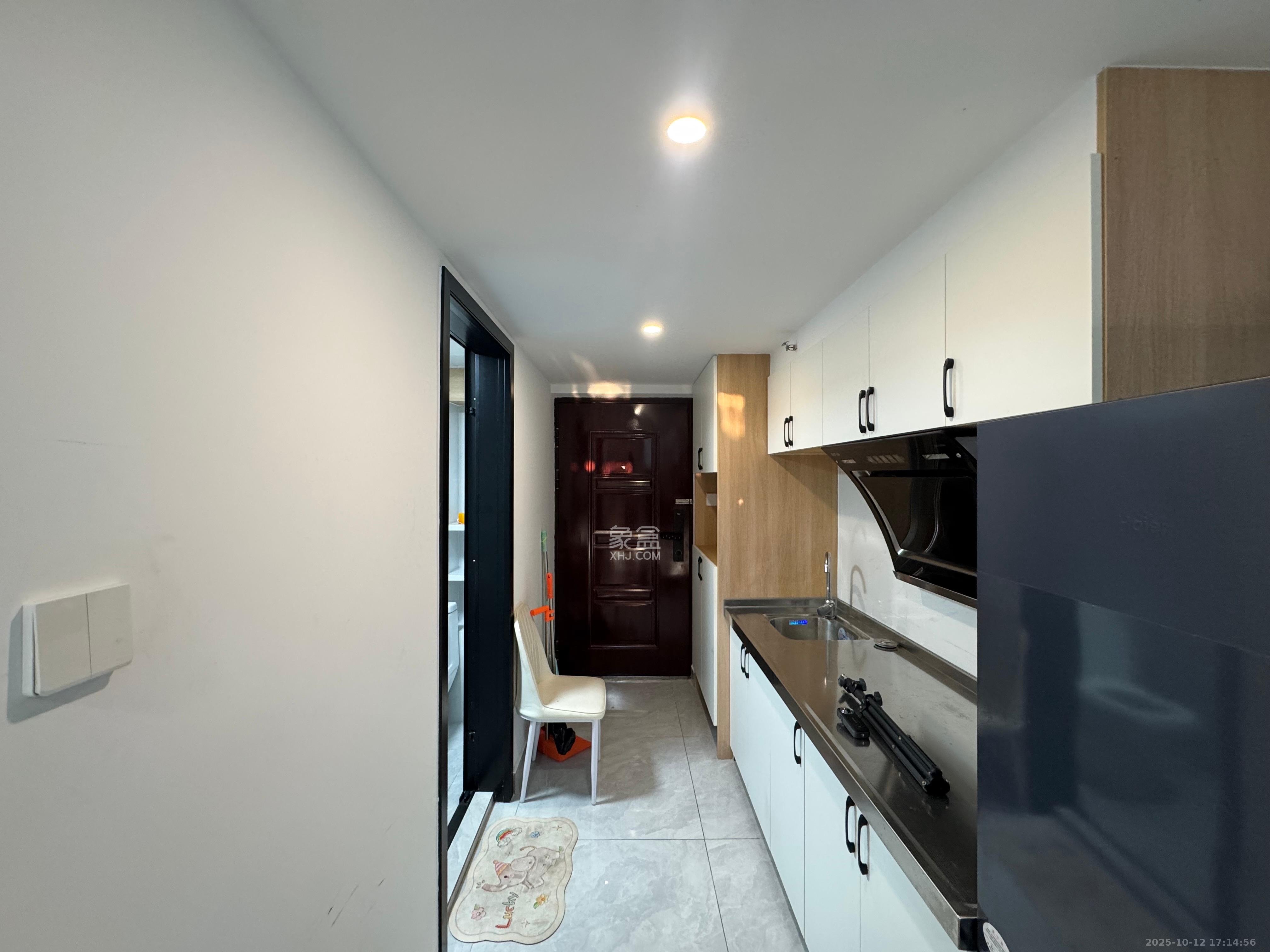 新长海D1站  1室1厅1卫    1500.0元/月室内图