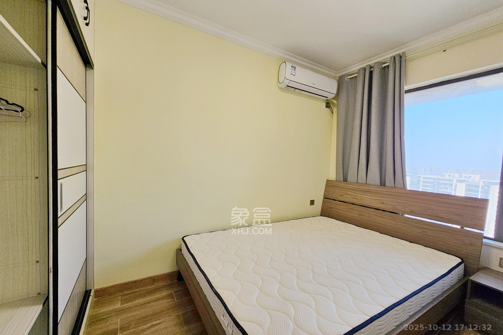 阳光城尚东湾青云苑 3室2厅2卫 80.0万 阳光城尚东湾青云苑 3室2厅2卫 80.0万卧室