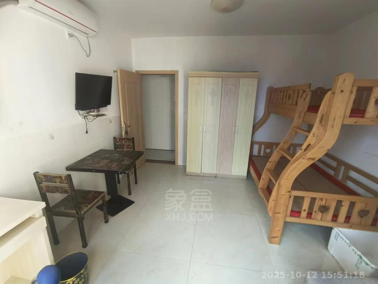 春藤小镇 1室0厅1卫 1100.0元/月 春藤小镇 1室0厅1卫 1100.0元/月室内图