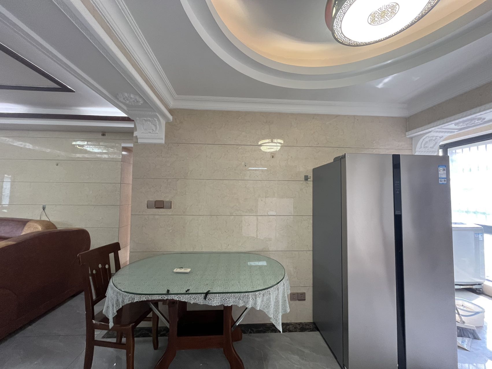 椰岛广场  5室2厅2卫    4800.0元/月室内图