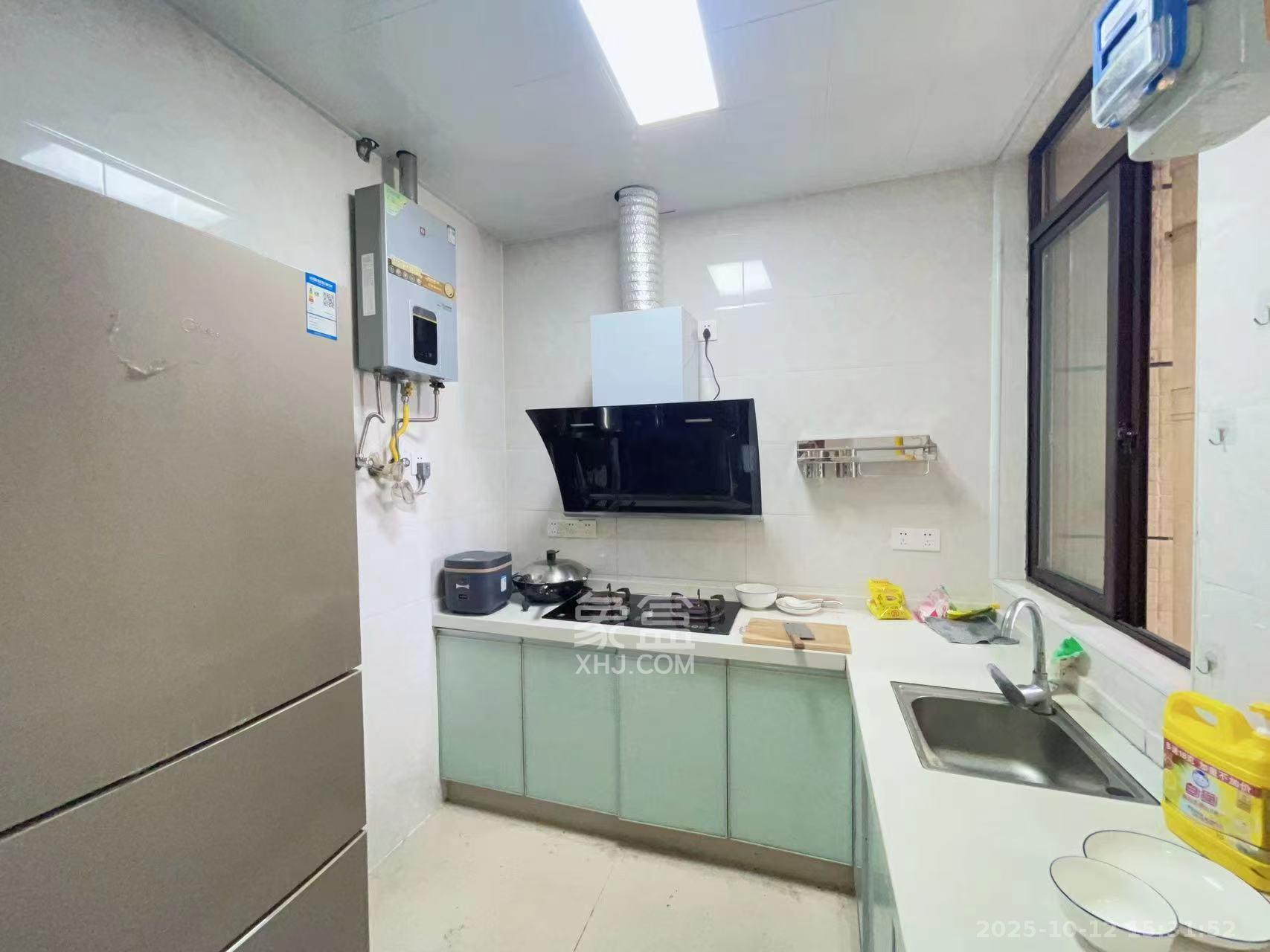 保利西海岸A区  1室1厅1卫    1500.0元/月室内图