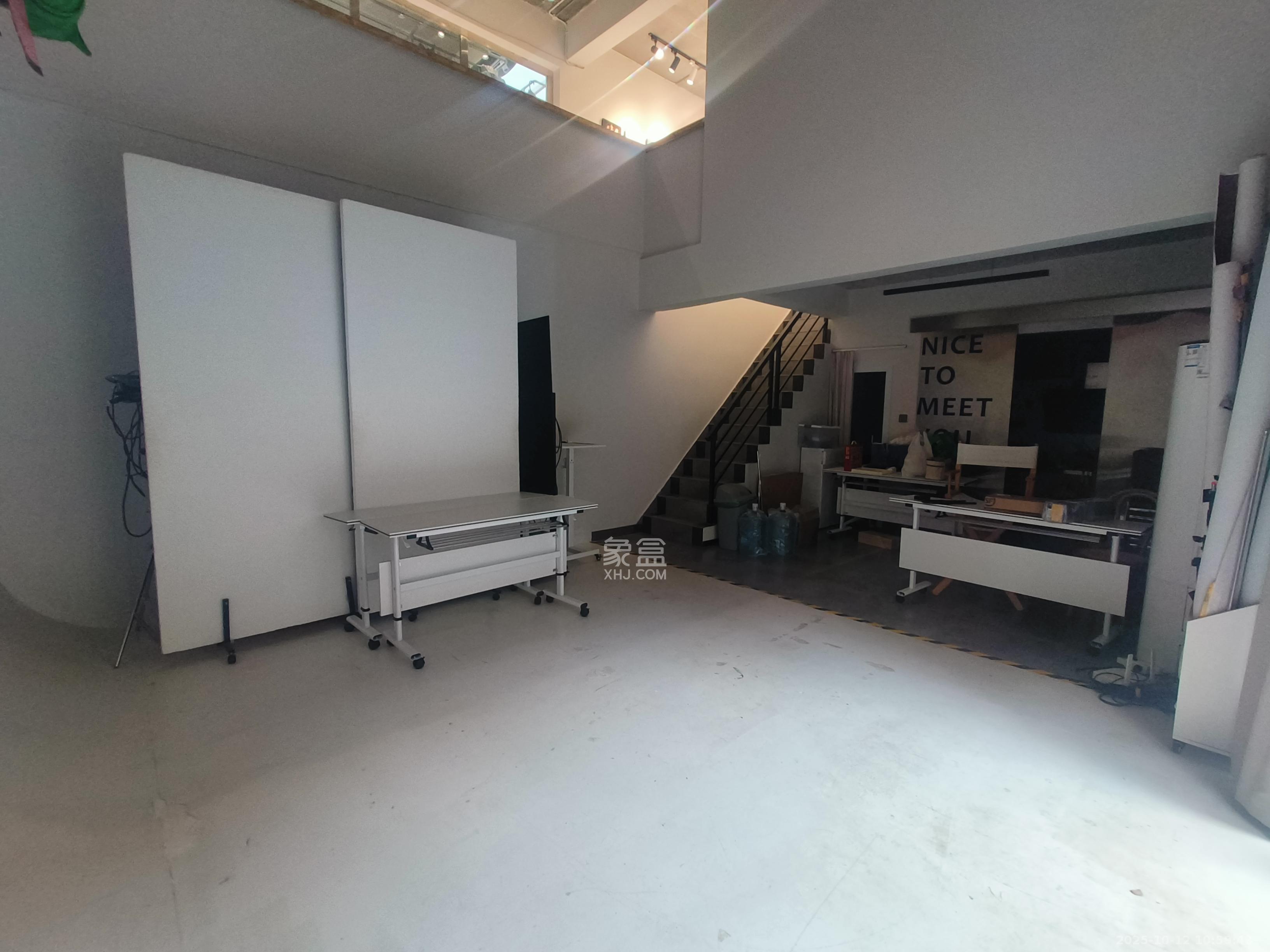 万科城  4室2厅2卫    7000.0元/月 万科城  4室2厅2卫    7000.0元/月室内图