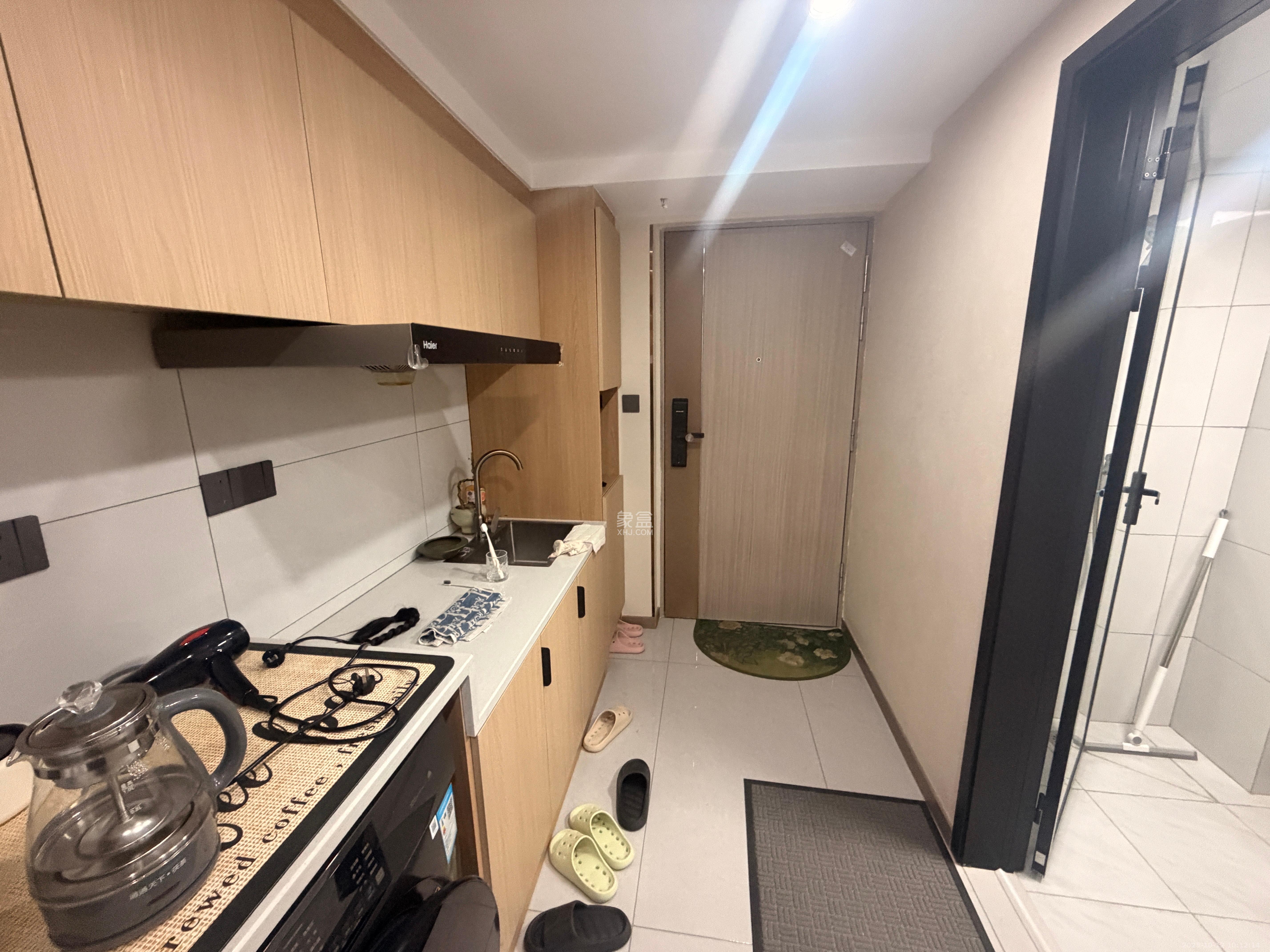 力高凤凰新天  2室2厅1卫    2400.0元/月室内图