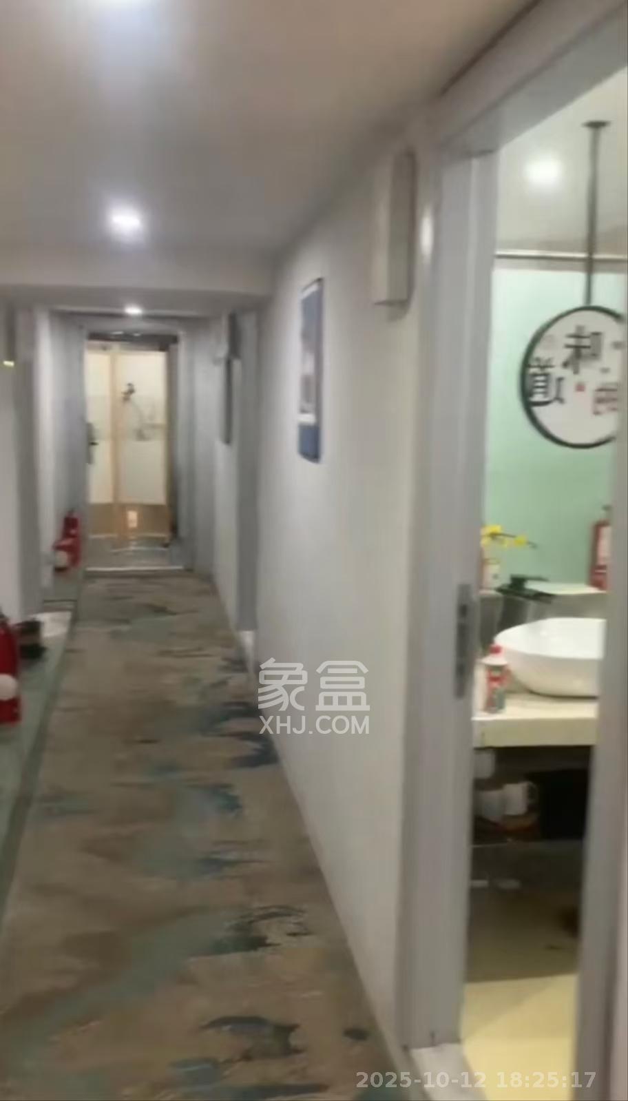 潮宗御苑  7室2厅2卫    8500.0元/月室内图