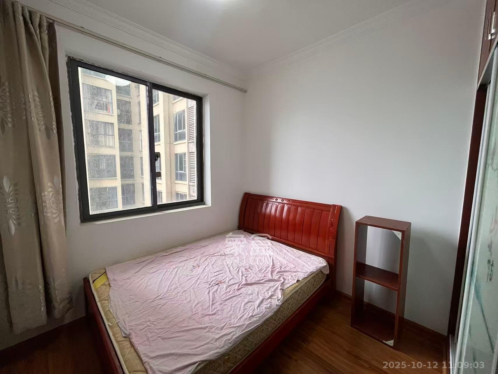 碧桂园南城首府（东宸林海）  3室2厅1卫    1800.0元/月室内图