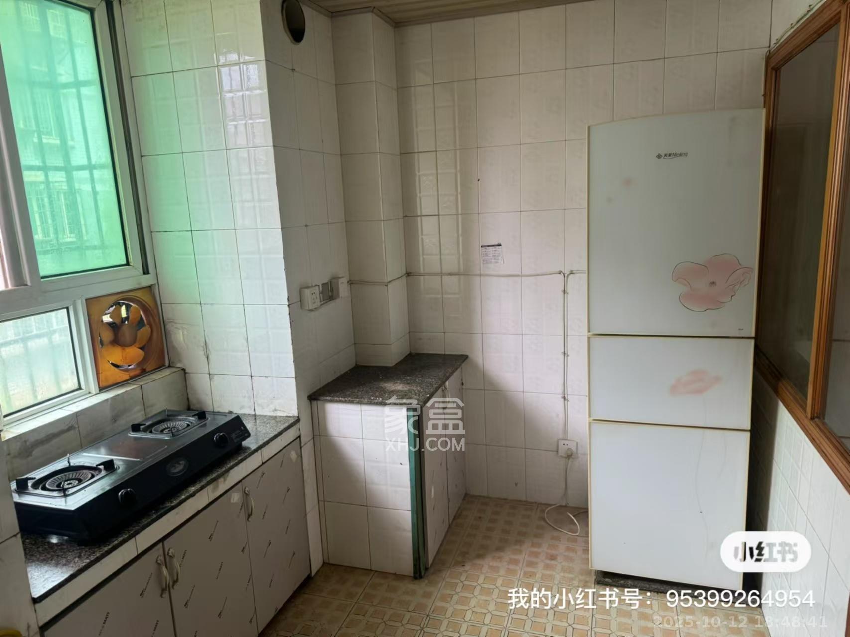 五一新村安置小区（永定社区、永兴社区、永祥社区）  3室2厅2卫    2200.0元/月室内图