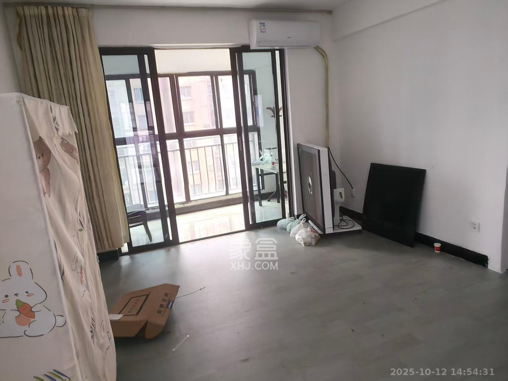 中冶中央公园  4室1厅2卫    2000.0元/月室内图