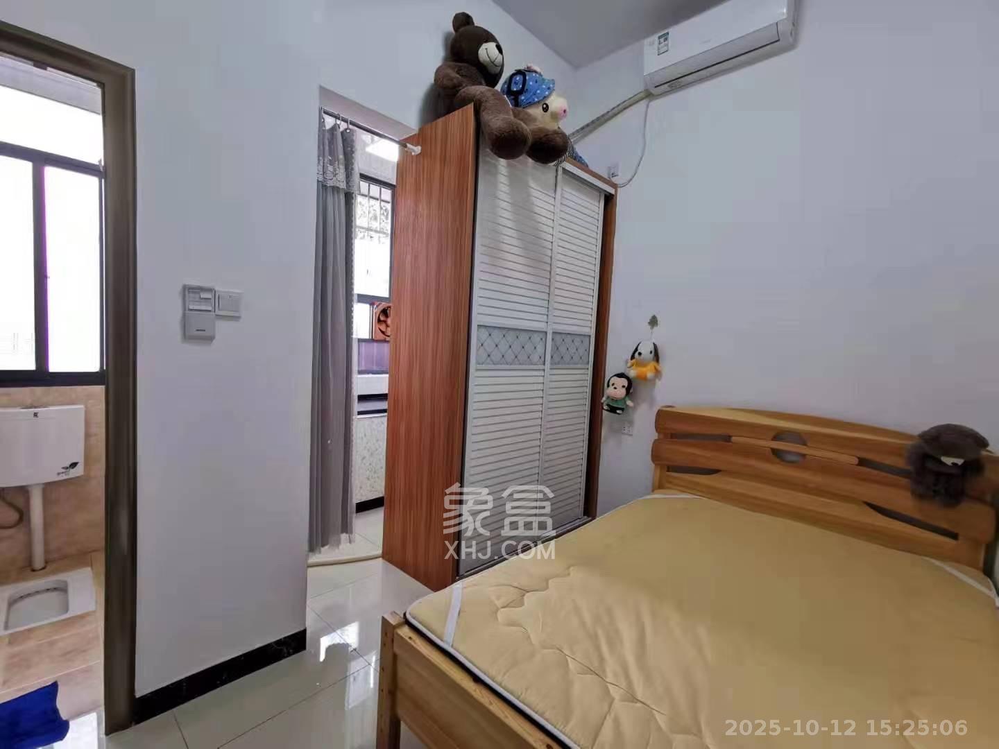 向东南路私房散盘 1室0厅0卫 1150.0元/月 向东南路私房散盘 1室0厅0卫 1150.0元/月室内图