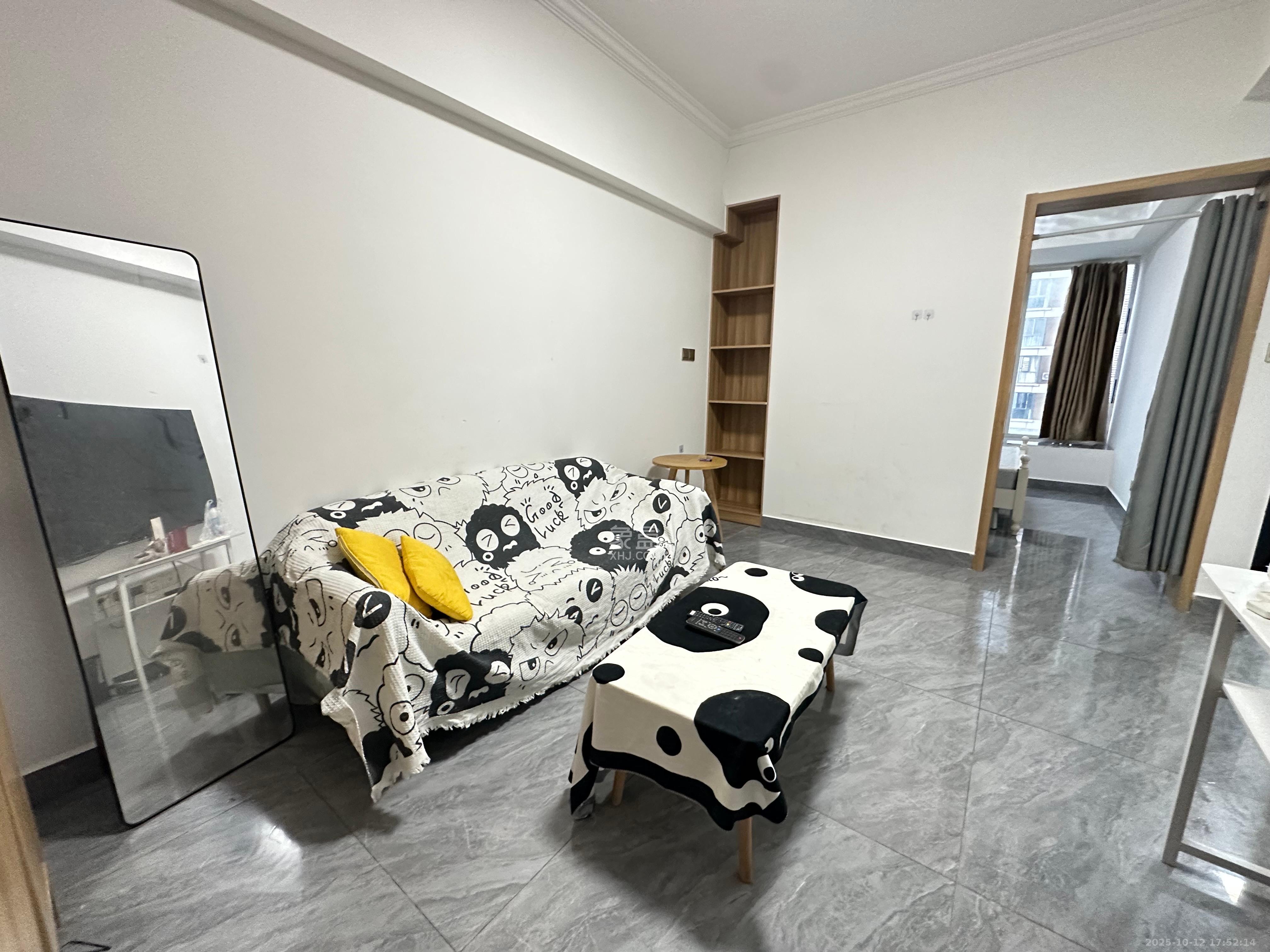 北辰三角洲E7区  1室1厅1卫    2300.0元/月 北辰三角洲E7区  1室1厅1卫    2300.0元/月