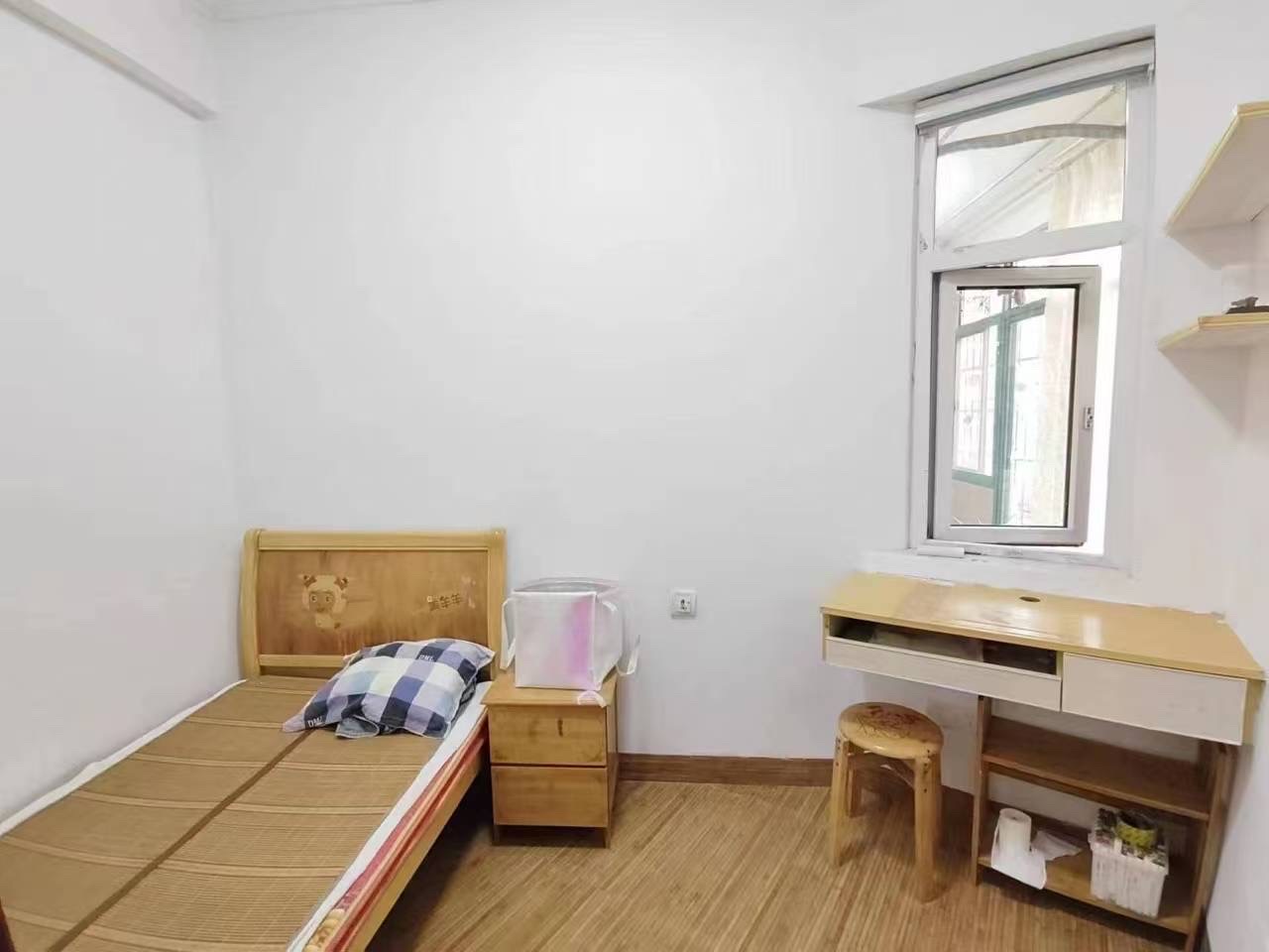 冠都现代城(冠都幸福彼岸) 3室2厅2卫 1700.0元/月 冠都现代城(冠都幸福彼岸) 3室2厅2卫 1700.0元/月室内图