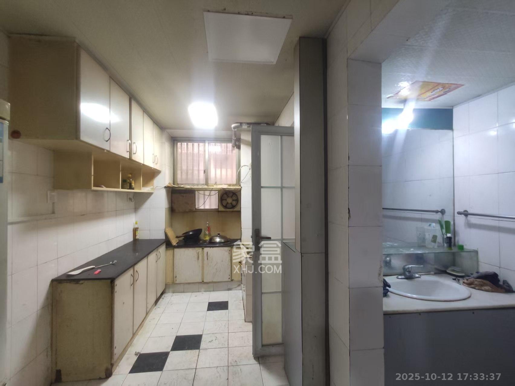 市直属机关宿舍  3室2厅1卫    1500.0元/月室内图