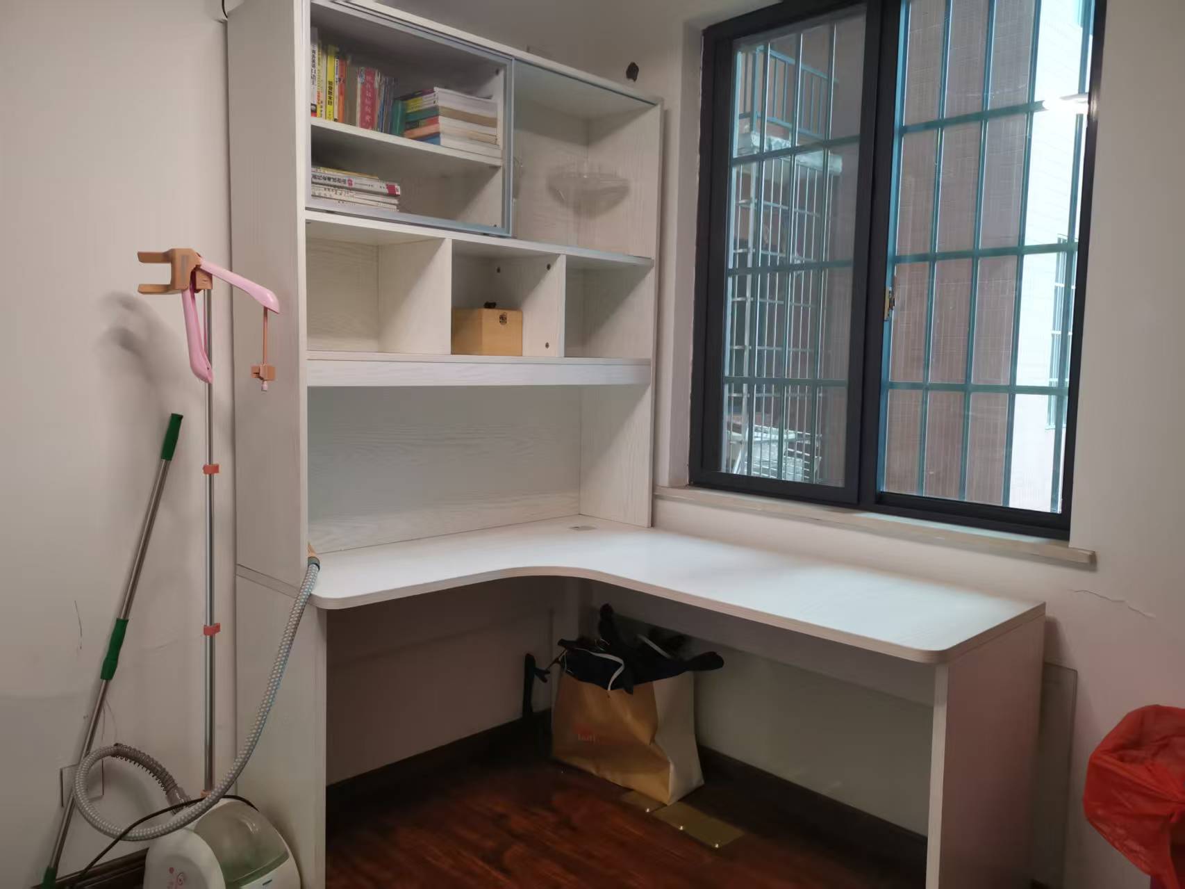 银源春天  3室2厅2卫    1800.0元/月 银源春天  3室2厅2卫    1800.0元/月室内图